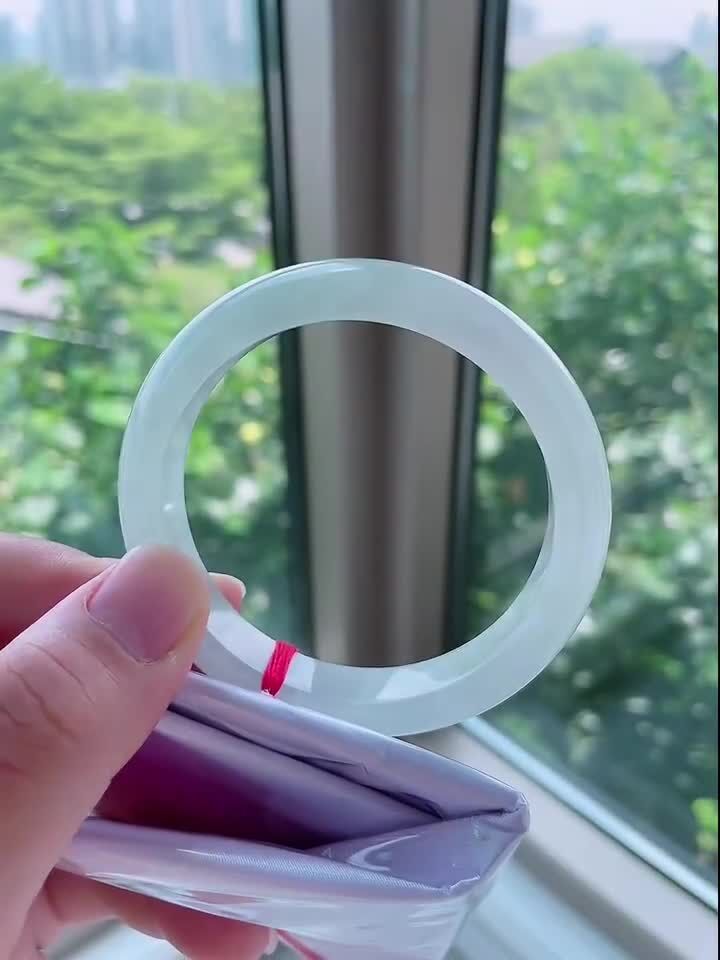 7195854 57mm白冰翡翠正圈手鐲 (56-58)