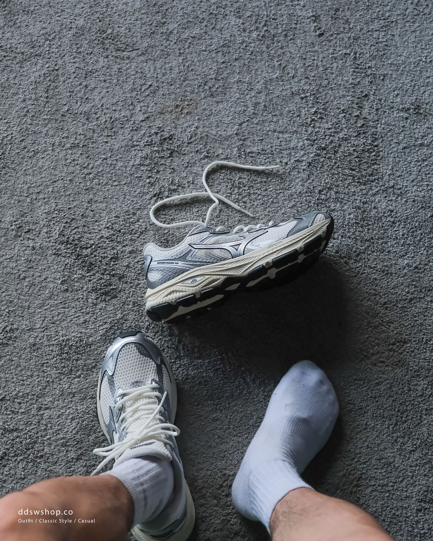 "代購" Mizuno Racer S 做舊 復古慢跑鞋 銀灰 D1GH223518