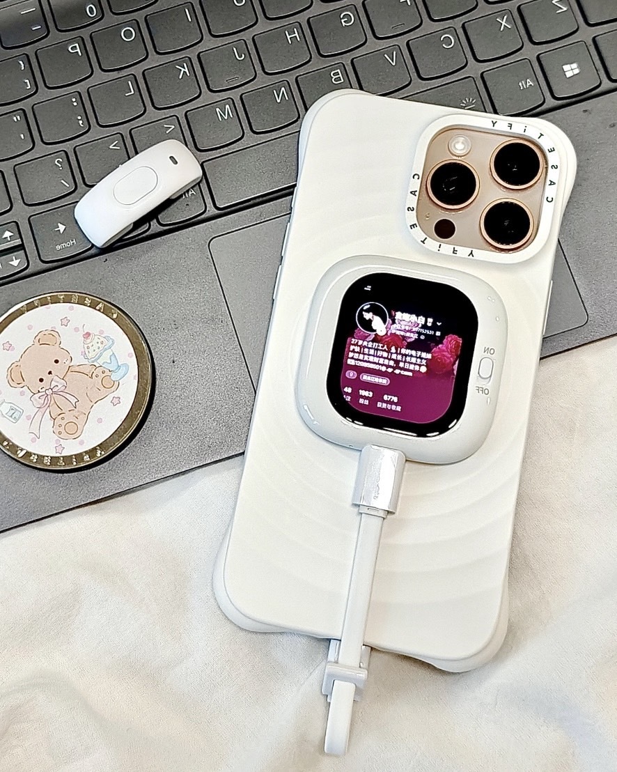 <超神>Cynoya Founist MINI 自拍 神器 迷你 磁吸 遠程控制 投屏器 白色