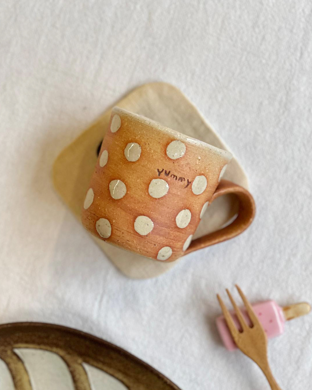 手工陶器 yummy 小巧馬克杯｜AOBA POTTERY