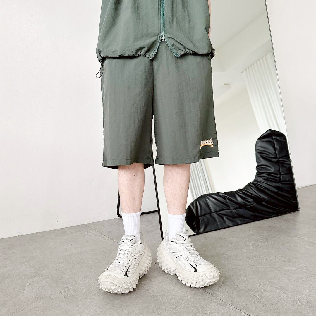 NEW YORK 刺繡 抽繩防水短褲