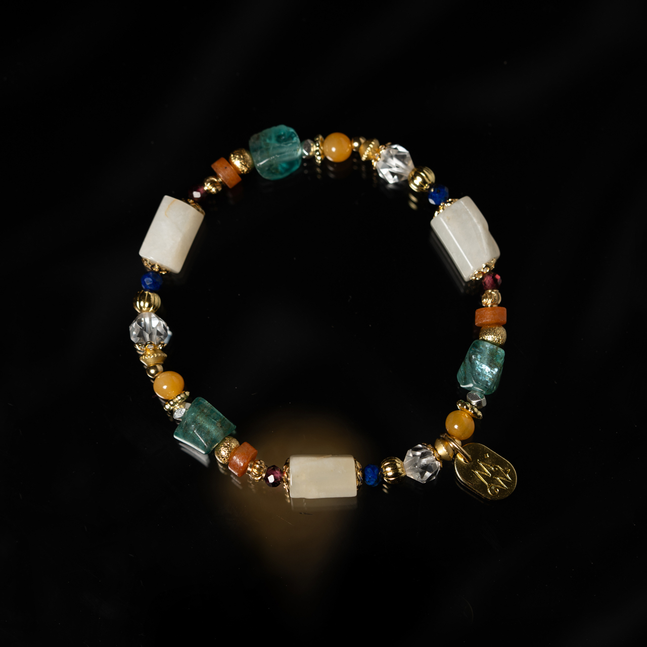 時髦城市新封面｜白月光磷灰石手鍊 C1736