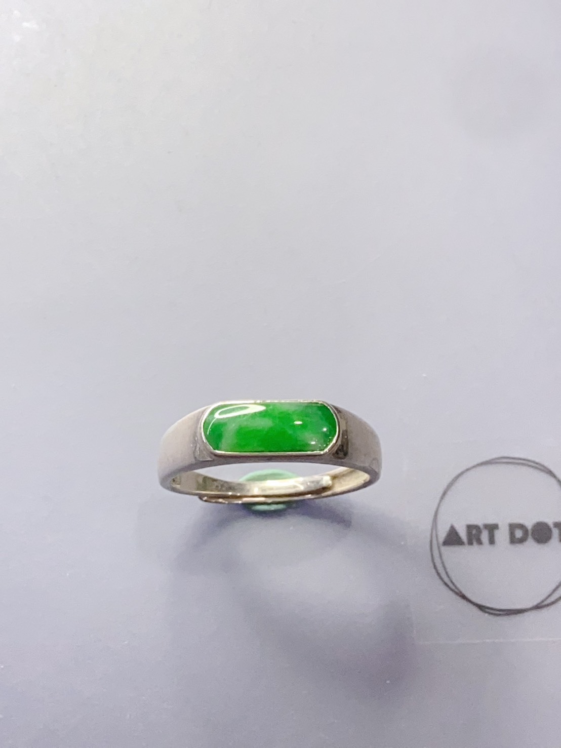正陽綠馬鞍形翡翠銀戒指丨難得玉色濃郁佳品