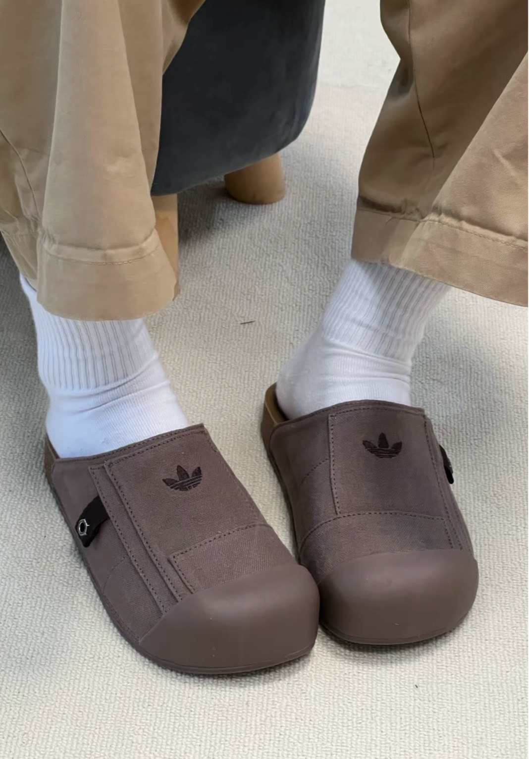 adidas Adimule 土地棕 拖鞋 男女同款 愛迪達 防滑包頭拖 防磨厚底百搭懶人拖鞋 July25