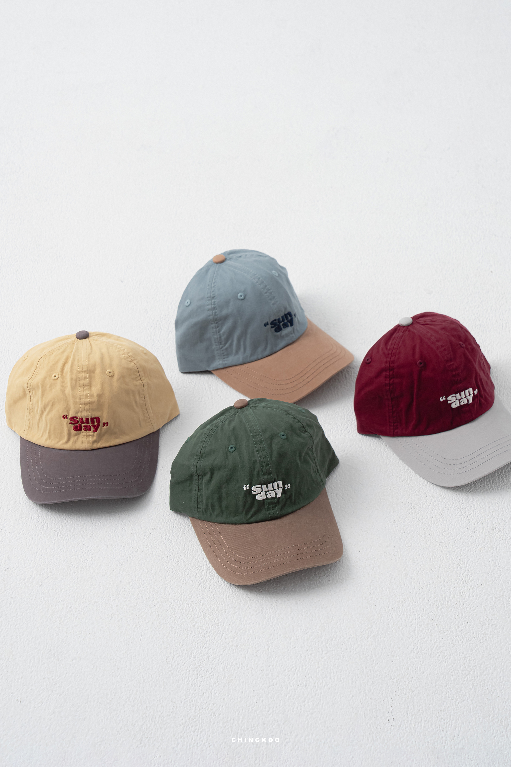 SUNDAY刺繡撞色鴨舌帽 4色