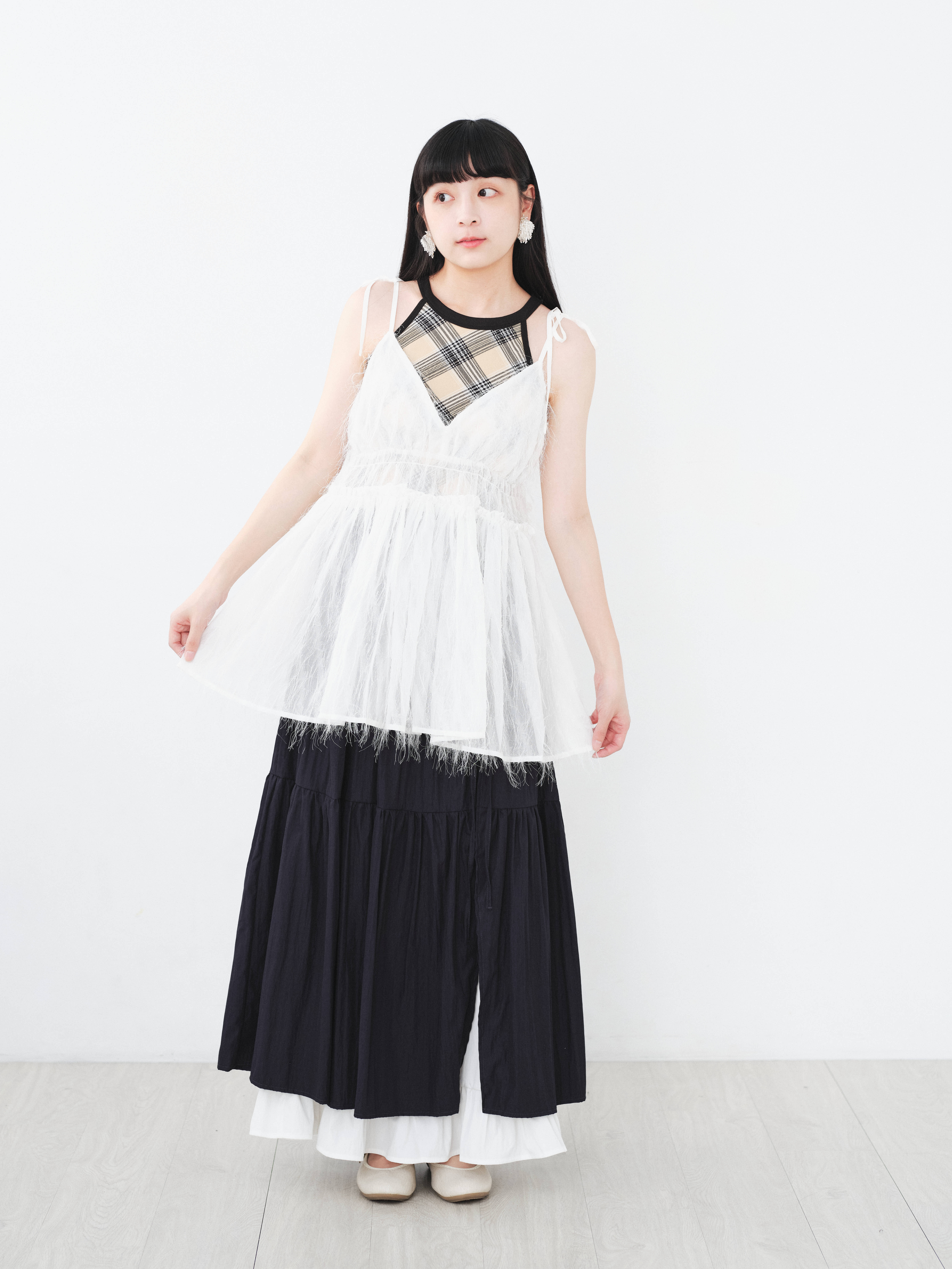 羽紗的呢喃！流蘇提花吊帶衫(兩色-純白)