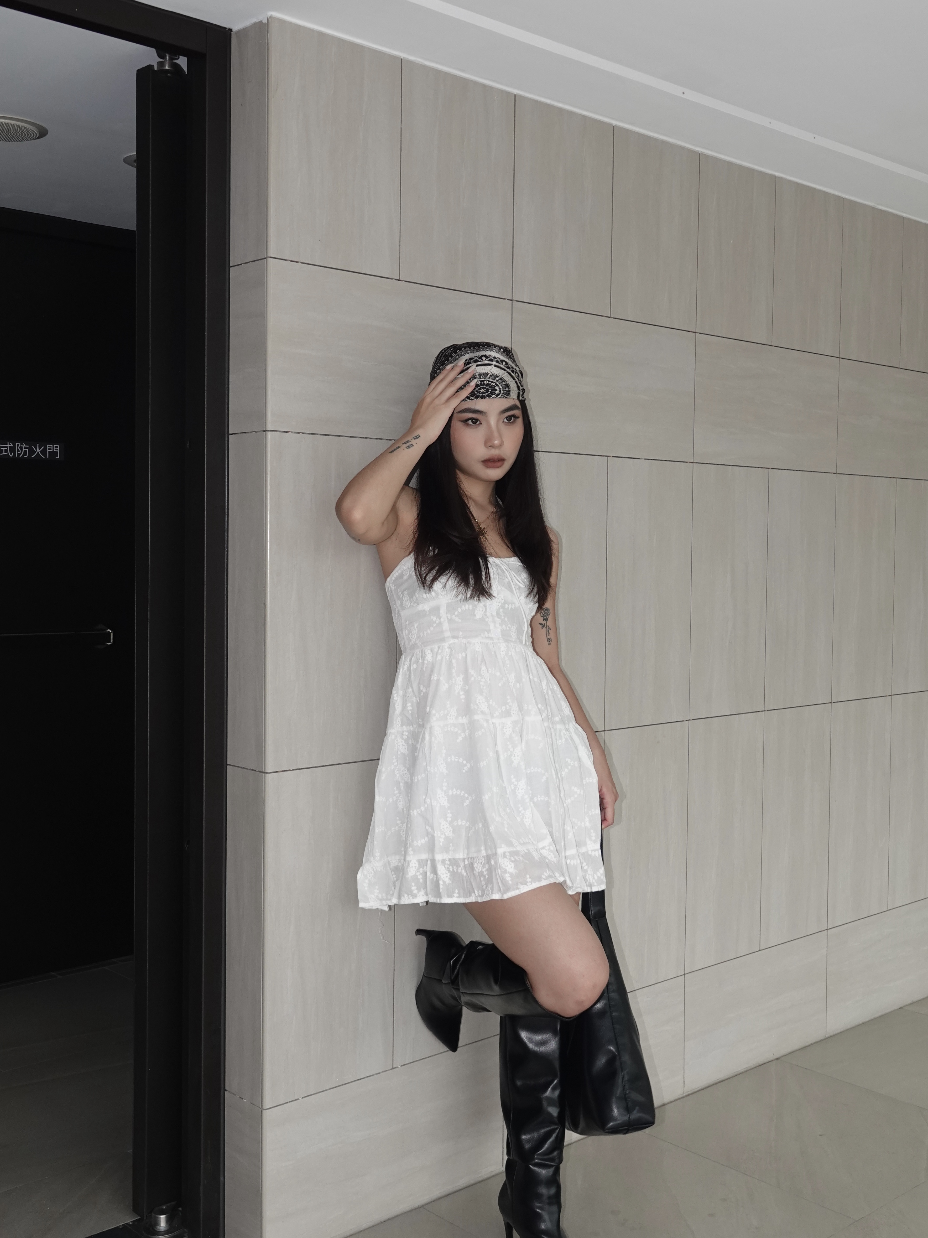 Ｃ位擔當！歐美蕾絲平口洋裝