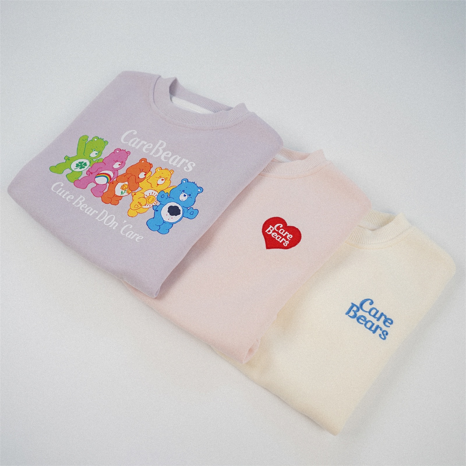 粉嫩色熊熊上衣