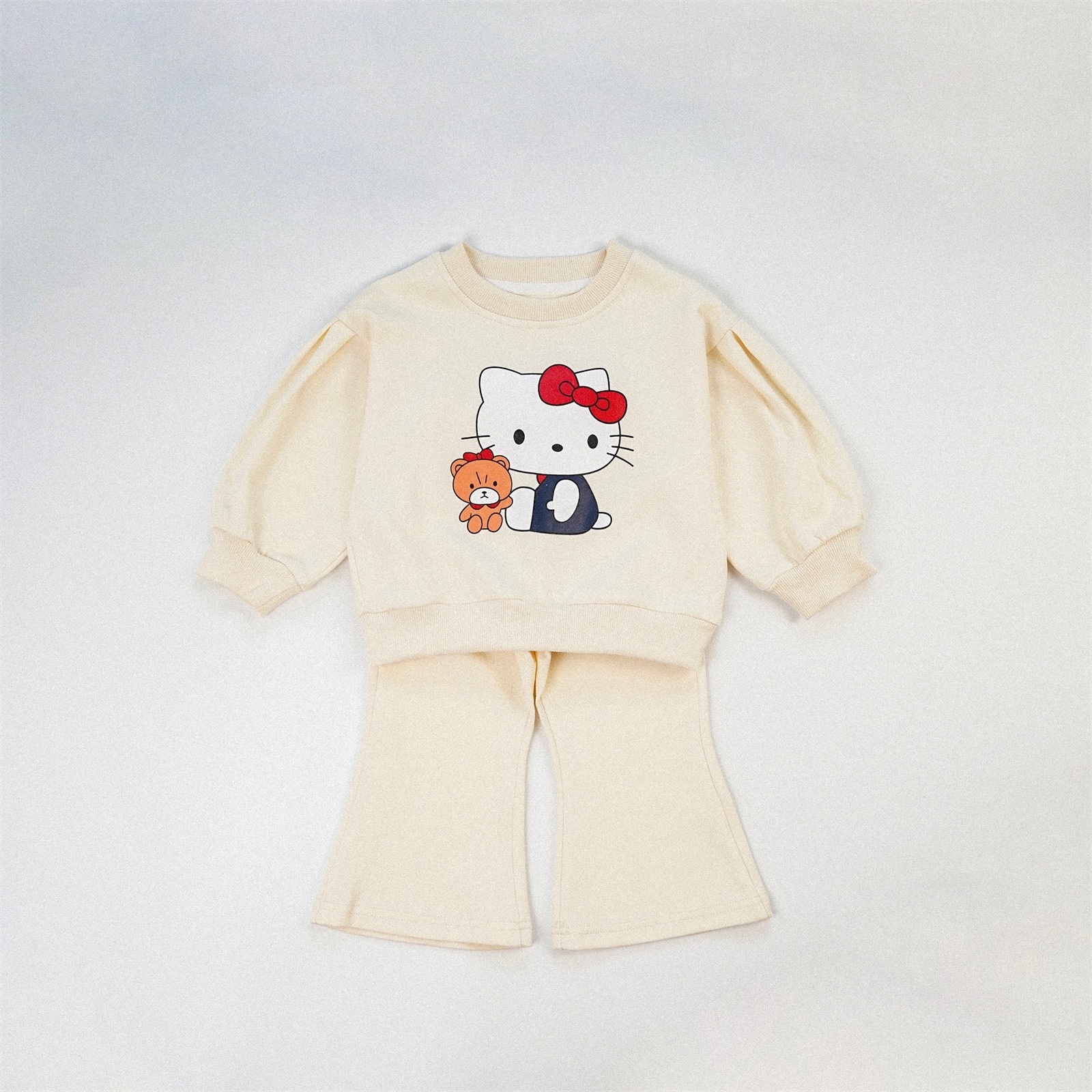 日系多巴胺喇叭褲長袖套裝