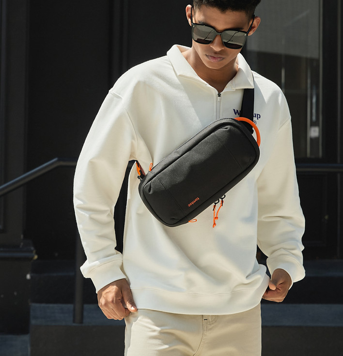 Tomtoc | 玩家首選 旅行斜肩包​​ 黑