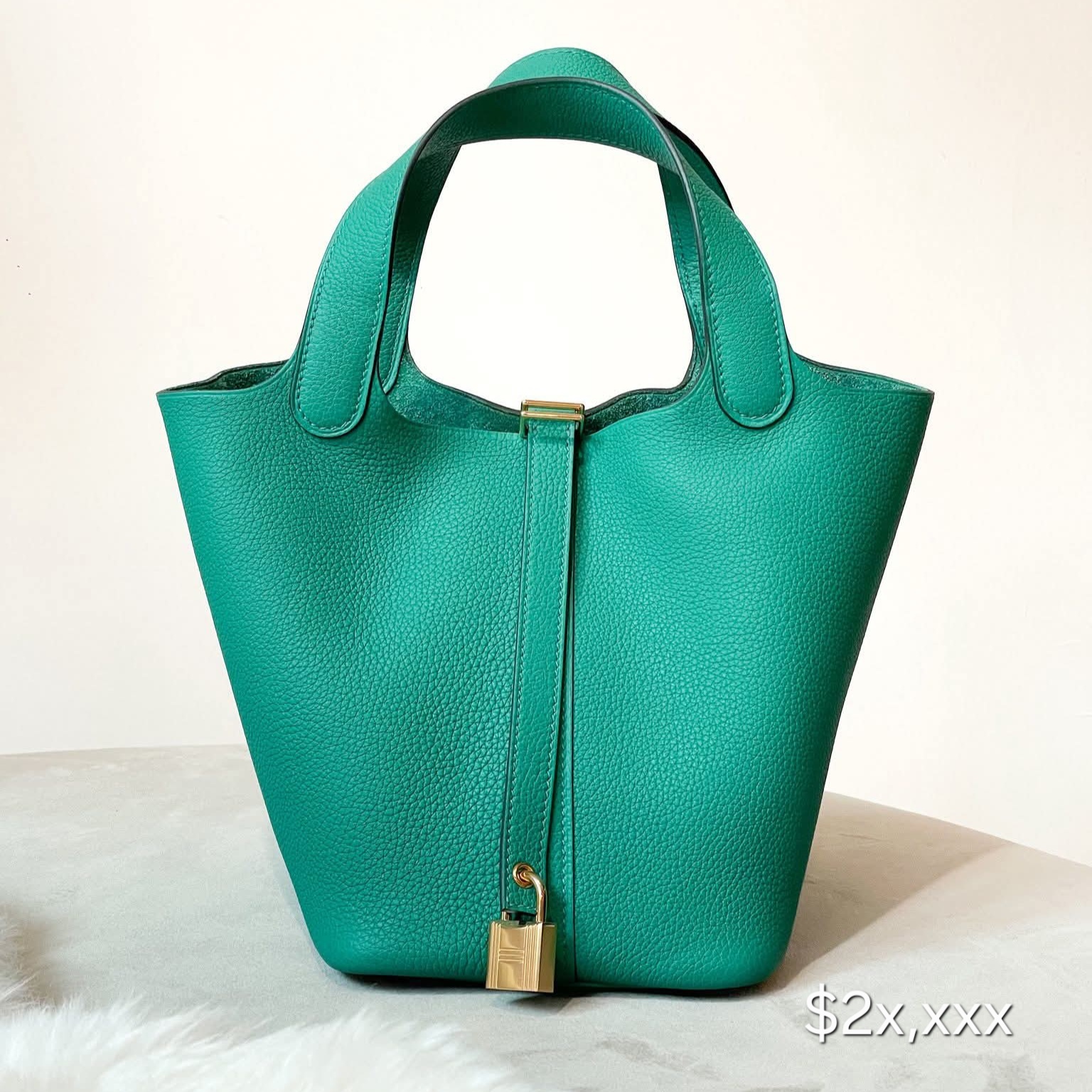 Hermes Garden Picotin 18 Taurillon Maurice Leather Vert Jade HK$2X,XXX  詳情請PM我哋 (HK$2,000 立即落訂)