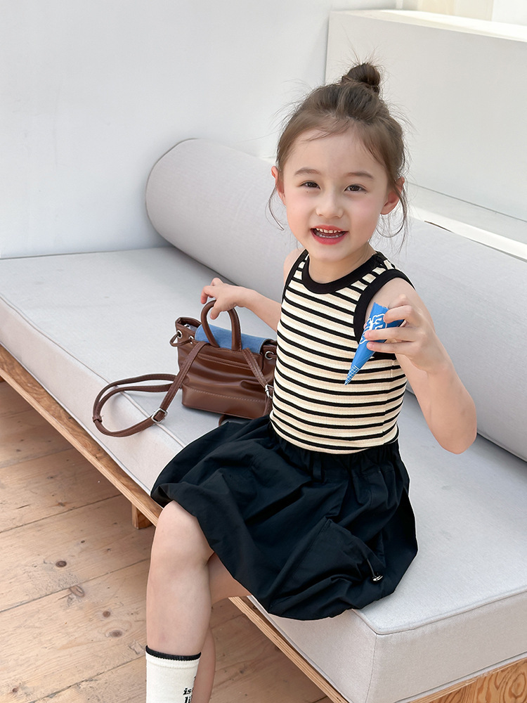 25夏 撞色條紋背心-黑杏