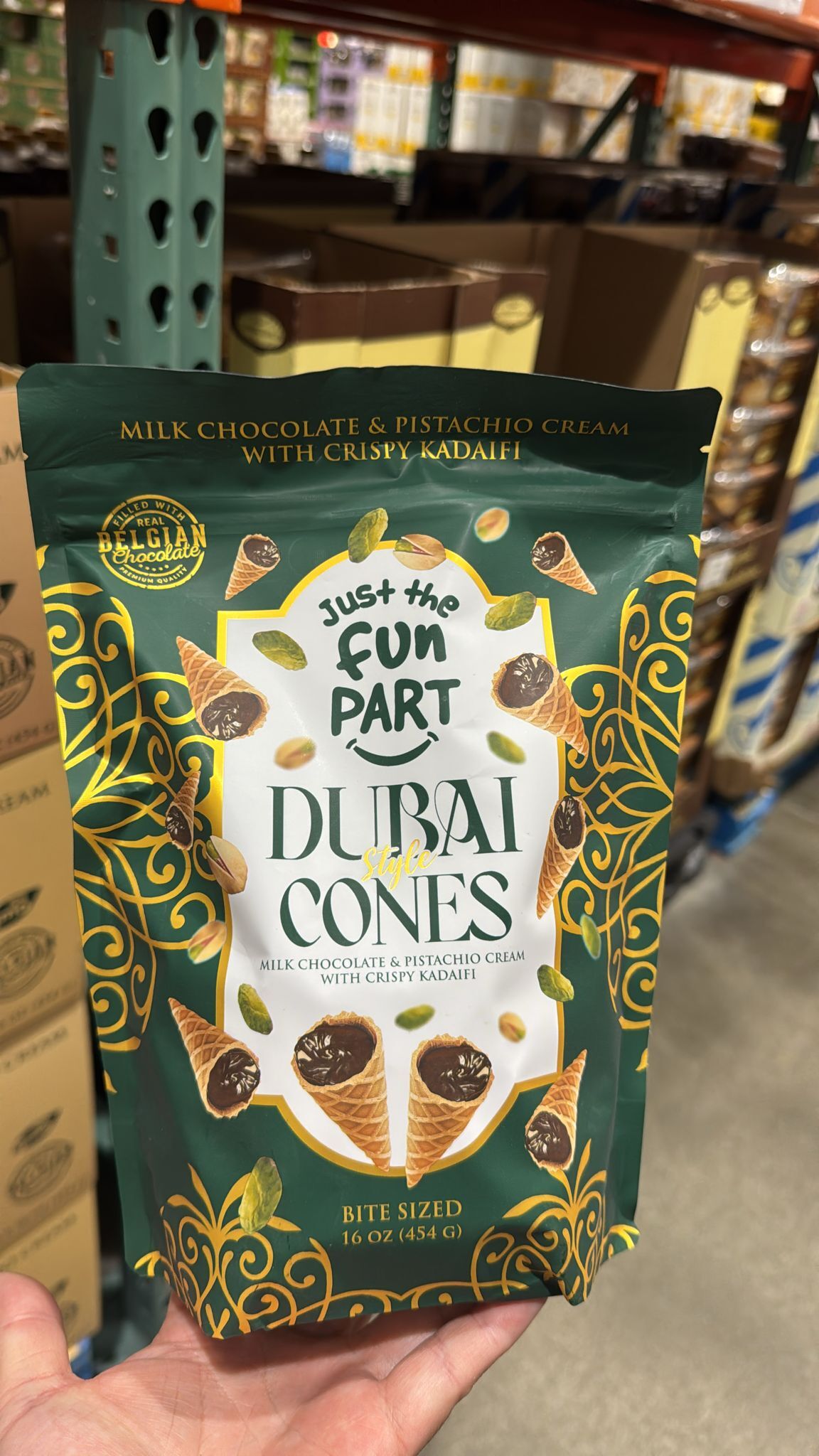 【直播】Just the Fun Part Dubai LL0801134 開心果朱古力脆筒454g