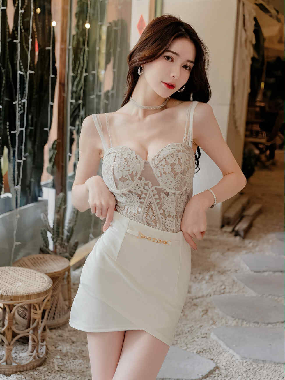 🤍韓系睫毛蕾絲透膚馬甲（白色均碼）