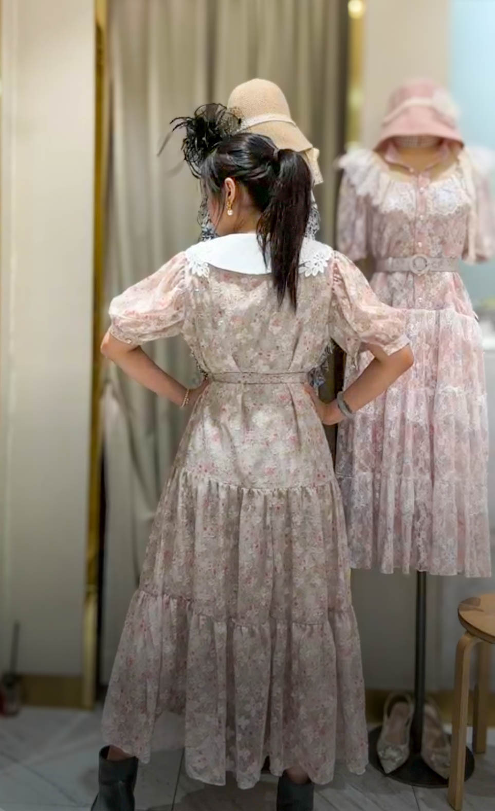 🥰PM_K1331  ▶️白色領子花花排扣洋裝 👉B:106cm W:92cm H:110cm L:123cm👈
