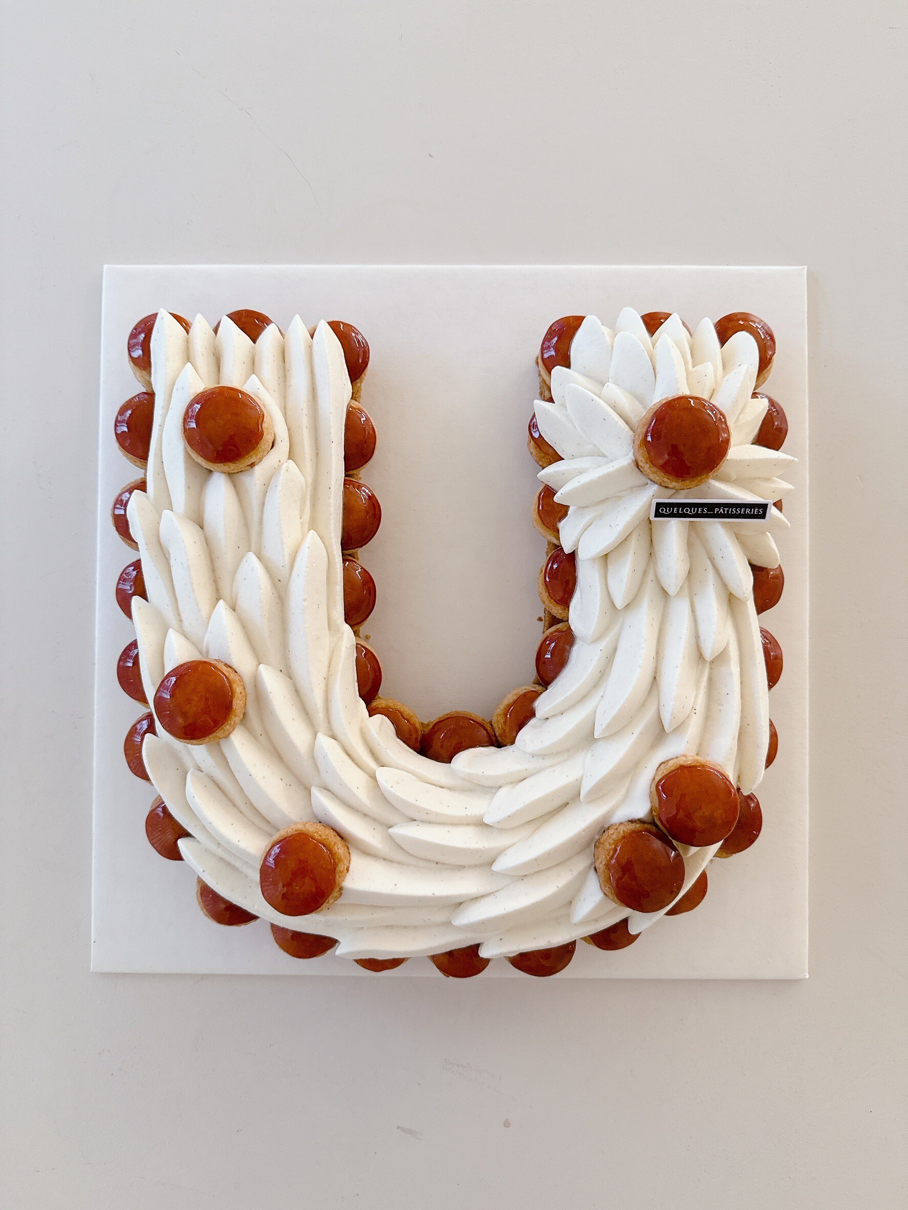 T-Z 英文字母 大溪地香草聖多諾黑