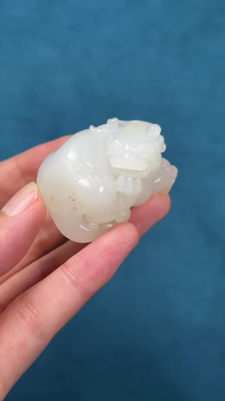 719249 和田玉籽料貔貅納福