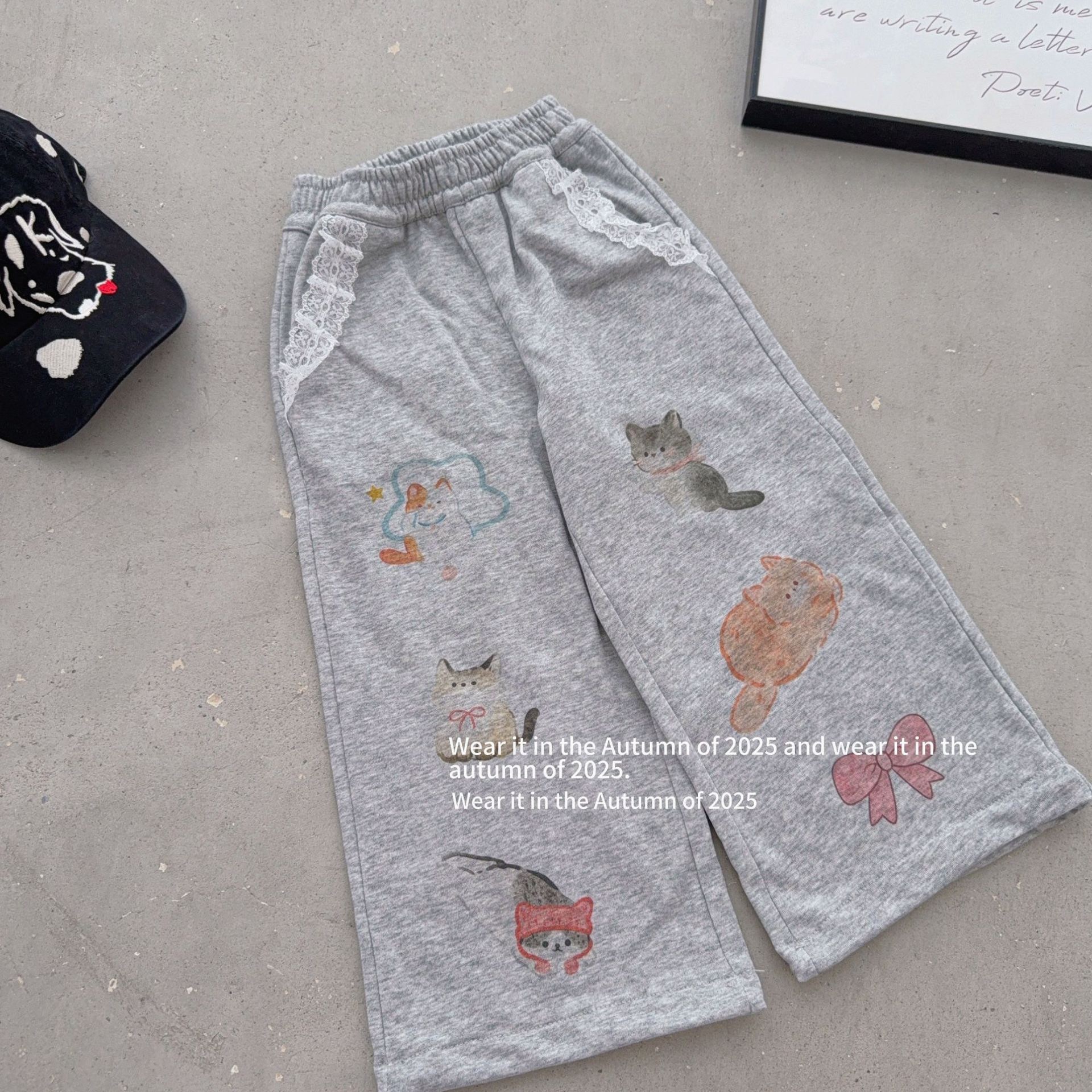 灰色小卯咪直筒運動褲