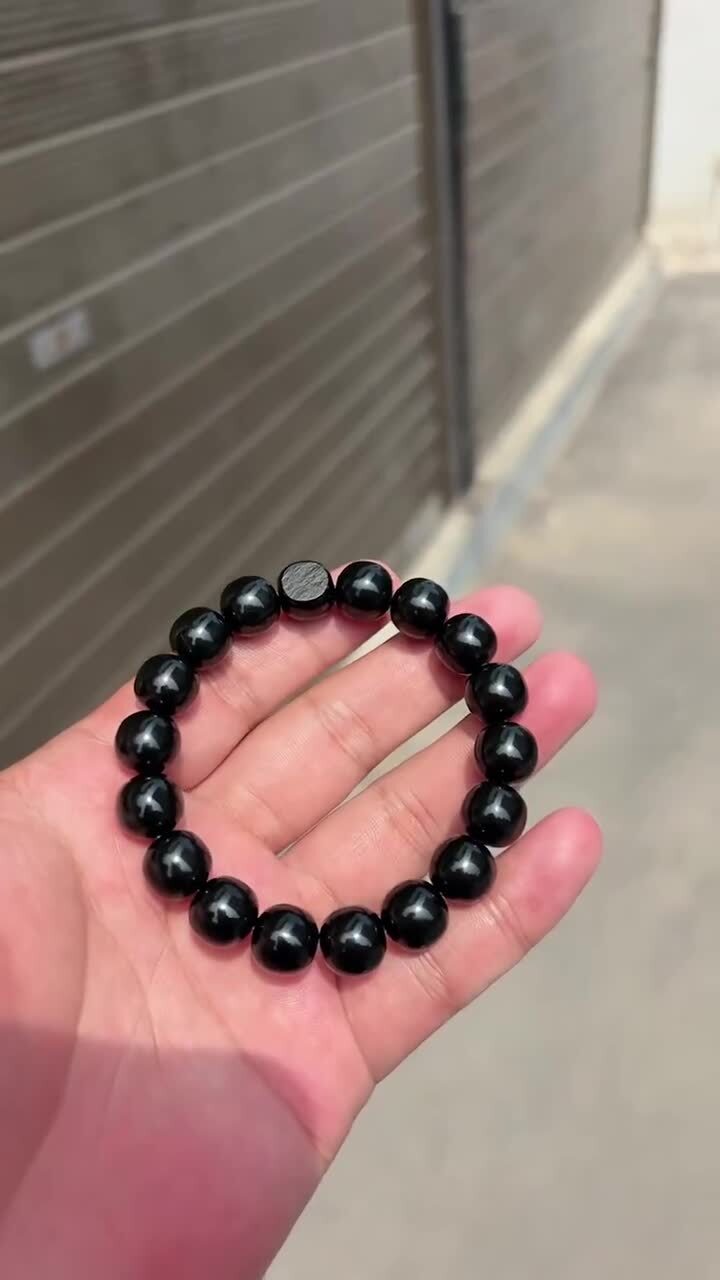 和田玉戈壁黑青手串,天然和田玉軟玉