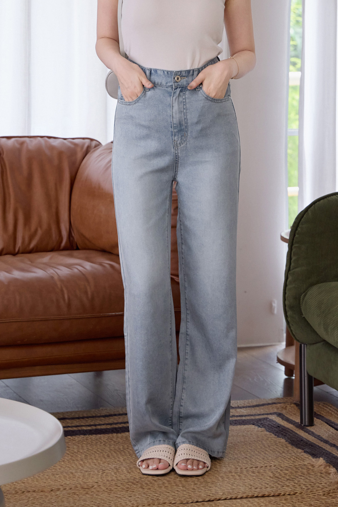 Gmade/捨不得換 萊賽爾天絲呼吸直筒牛仔褲-淺藍