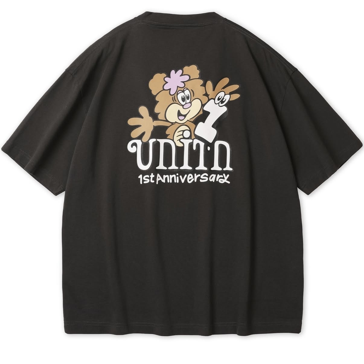 VERDY X UNITN 1ST ANNIVERSARY TEE SIZE M