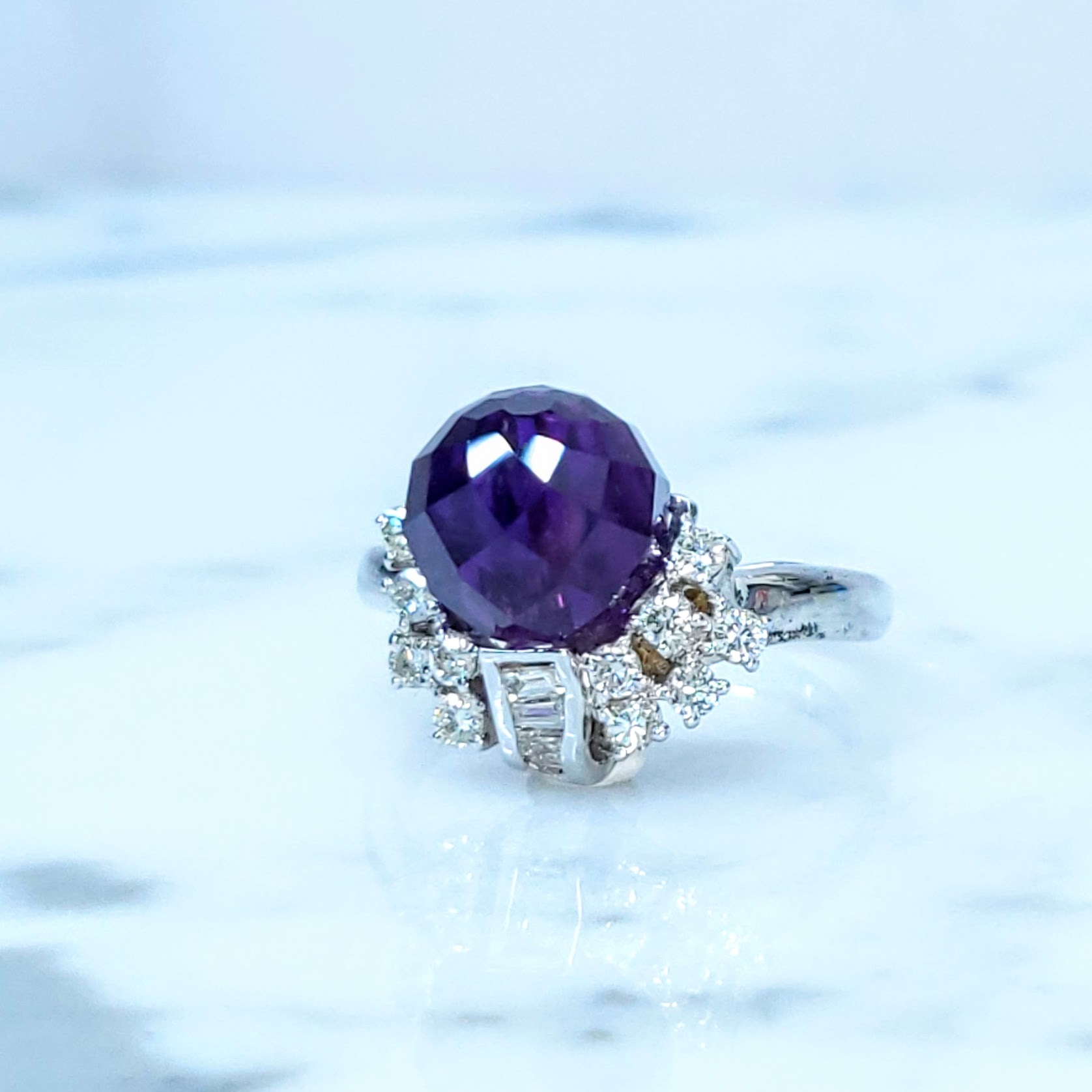 18K White Gold Amethyst and 0.31ct Diamond Ring