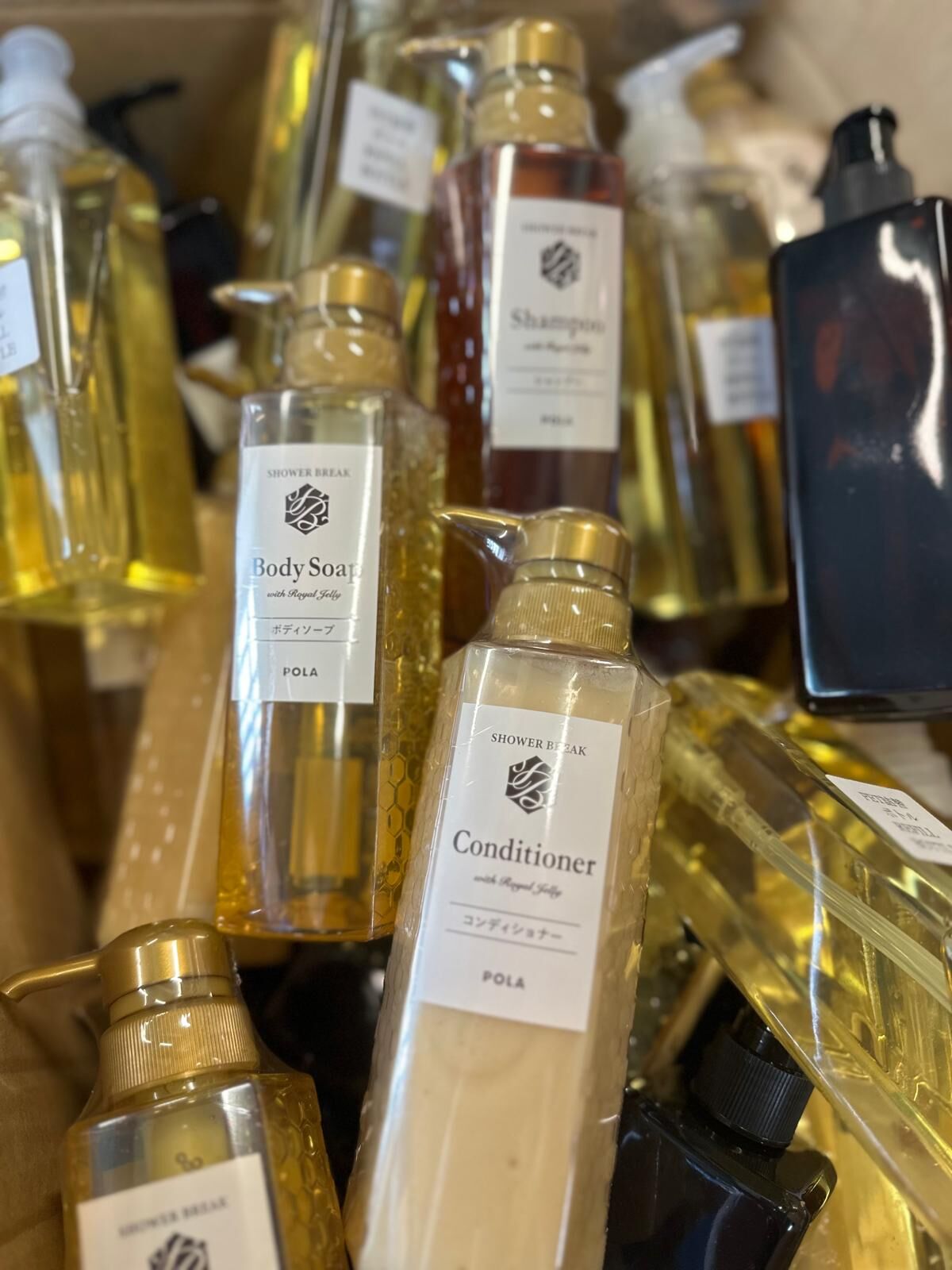 <2025年新包裝>POLA - Shower Break 蜂王系列(升級版) 280ML(支 /原樽裝/非原樽裝)