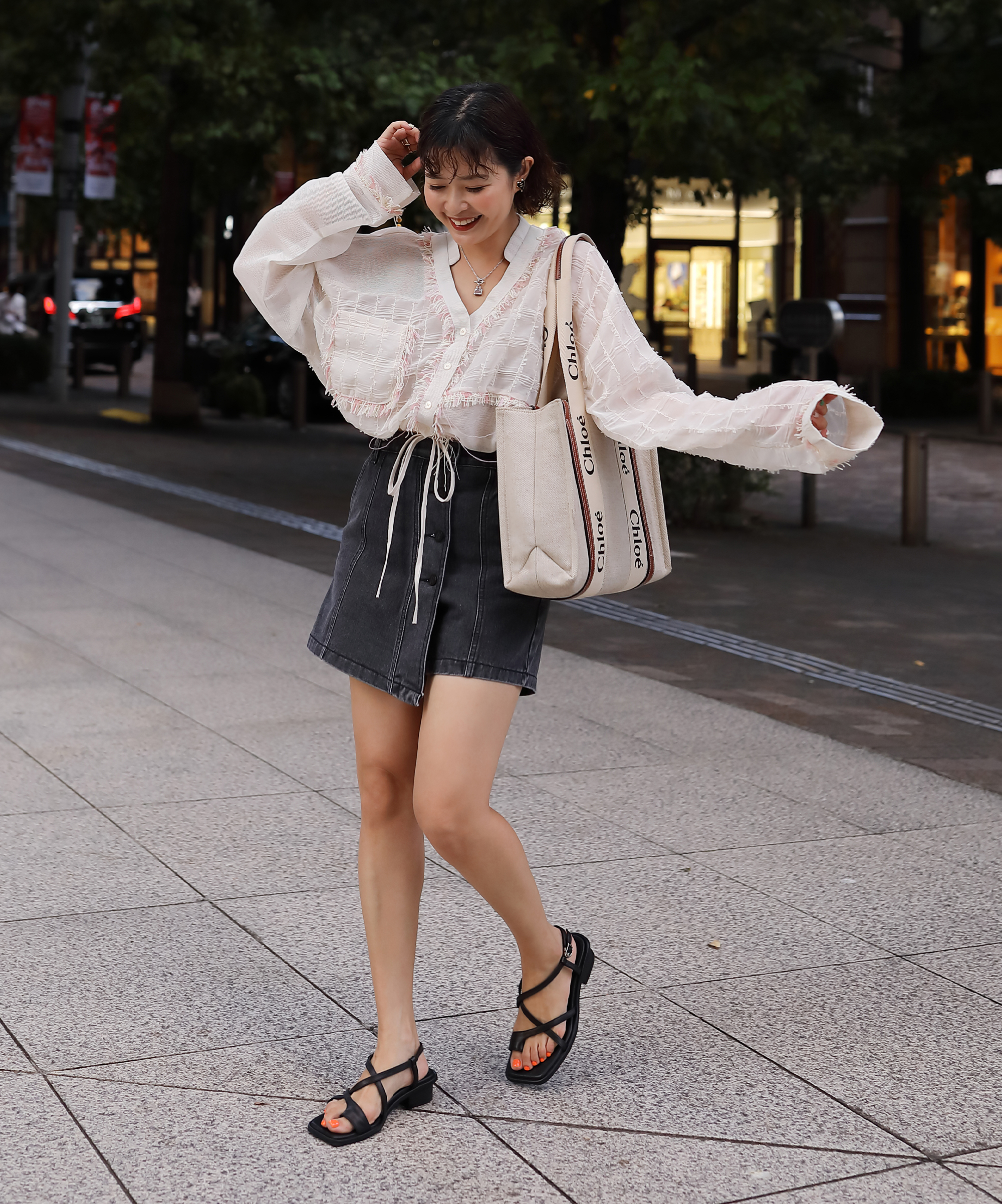 Jodie 繞趾真皮涼鞋(兩色)