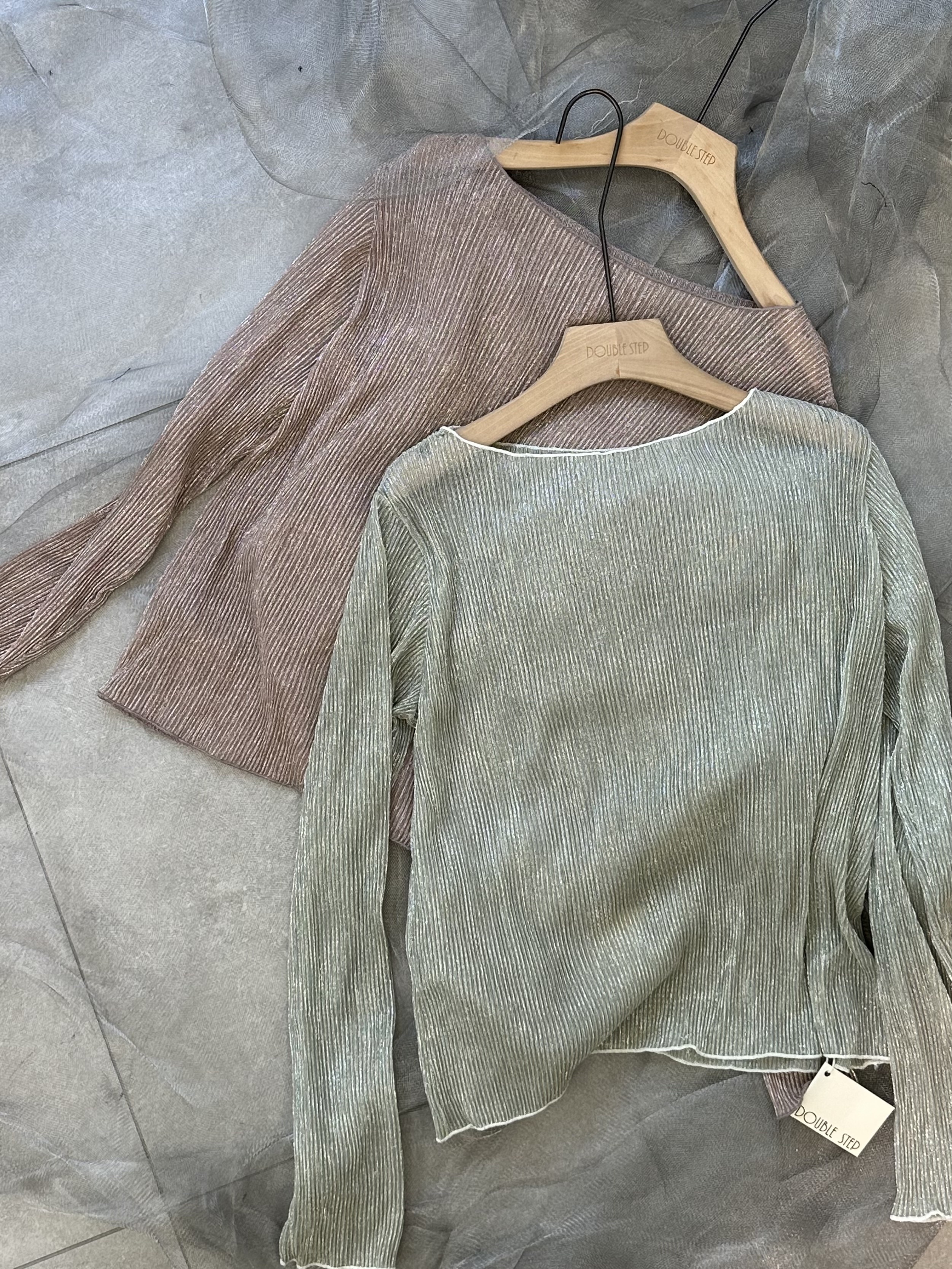 閃閃壓褶紗網衫 - BL53820