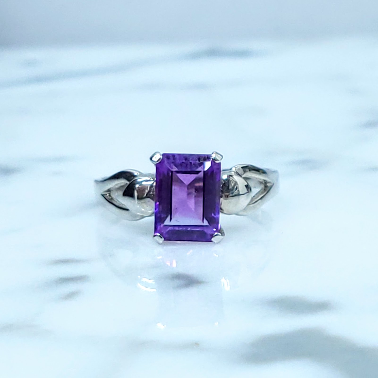14K White Gold Amethyst Ring
