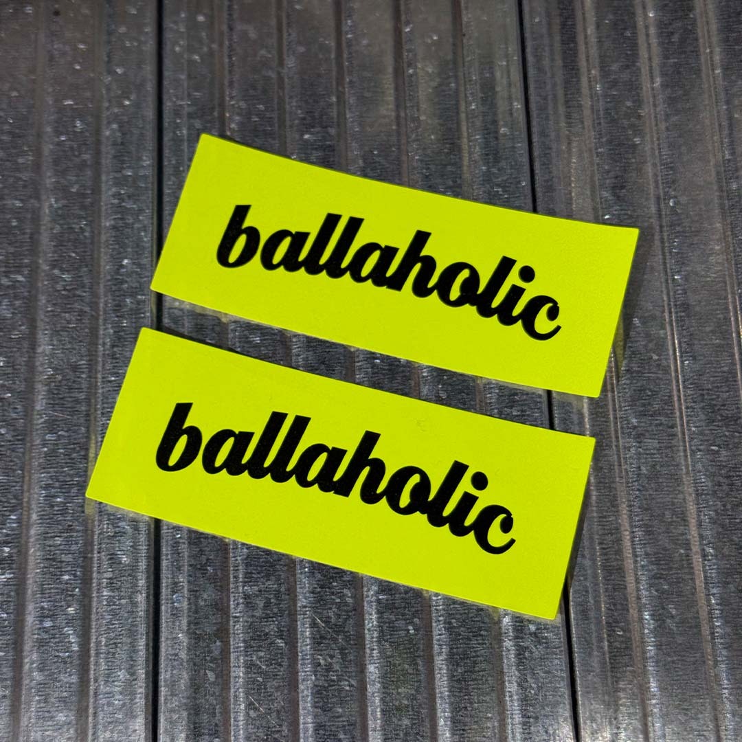 2025AW BALLAHOLIC 字體 Logo 貼紙 現貨 (螢光綠偏黃)