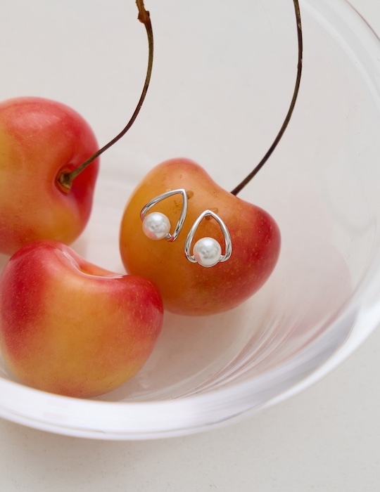 【925純銀】珍珠水滴型。針式耳環