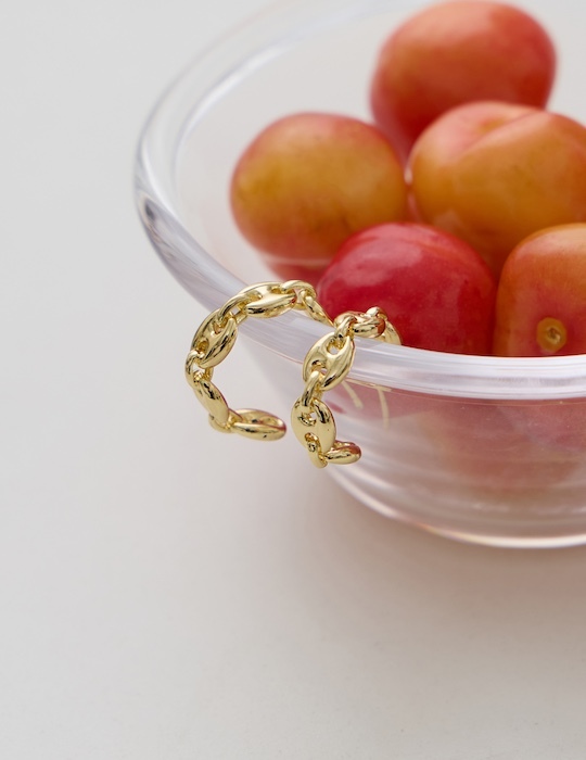 經典C型豬鼻。針式耳環