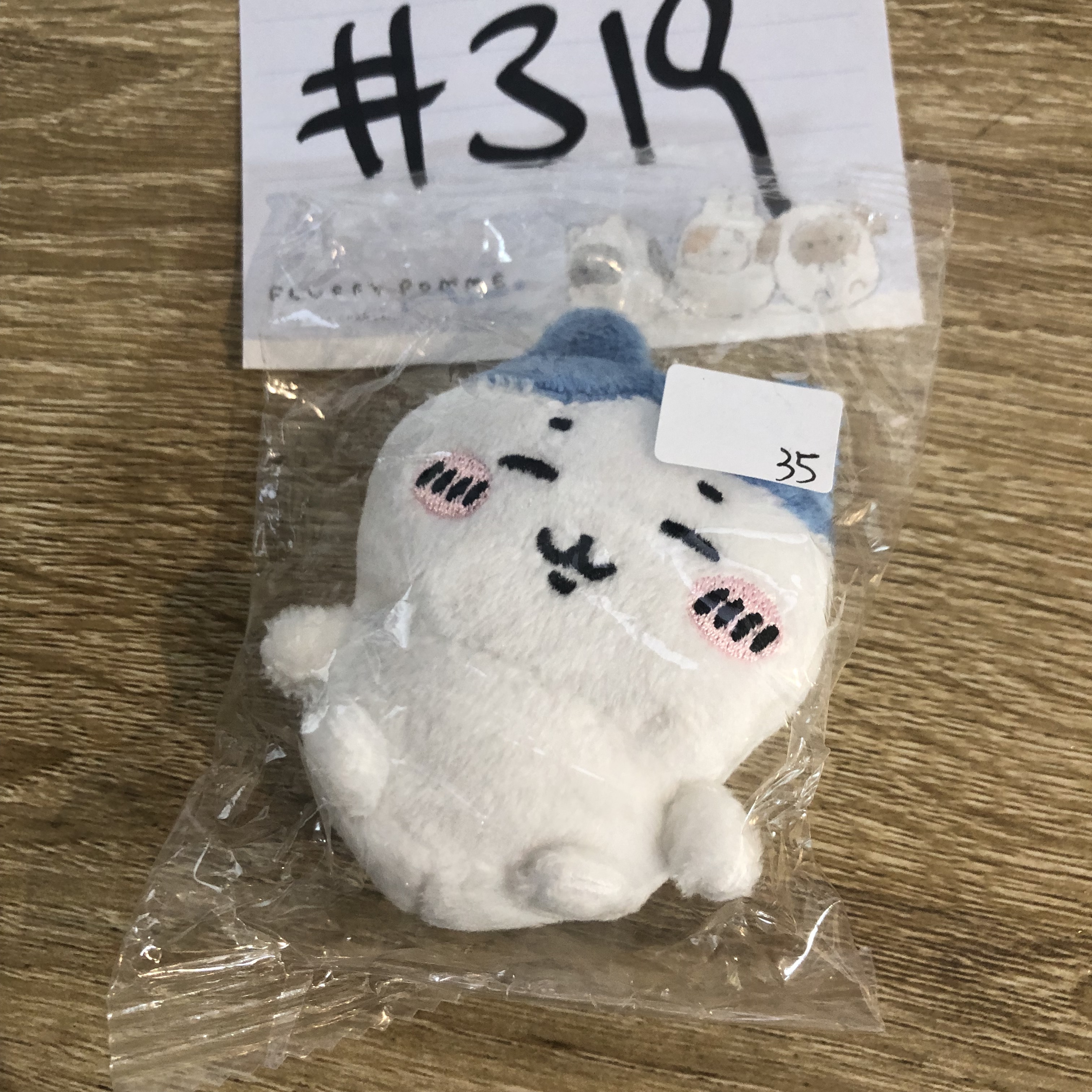 CHIIKAWA 八字貓 公仔#319