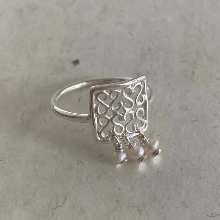 Ginger angel 心窗花戒指