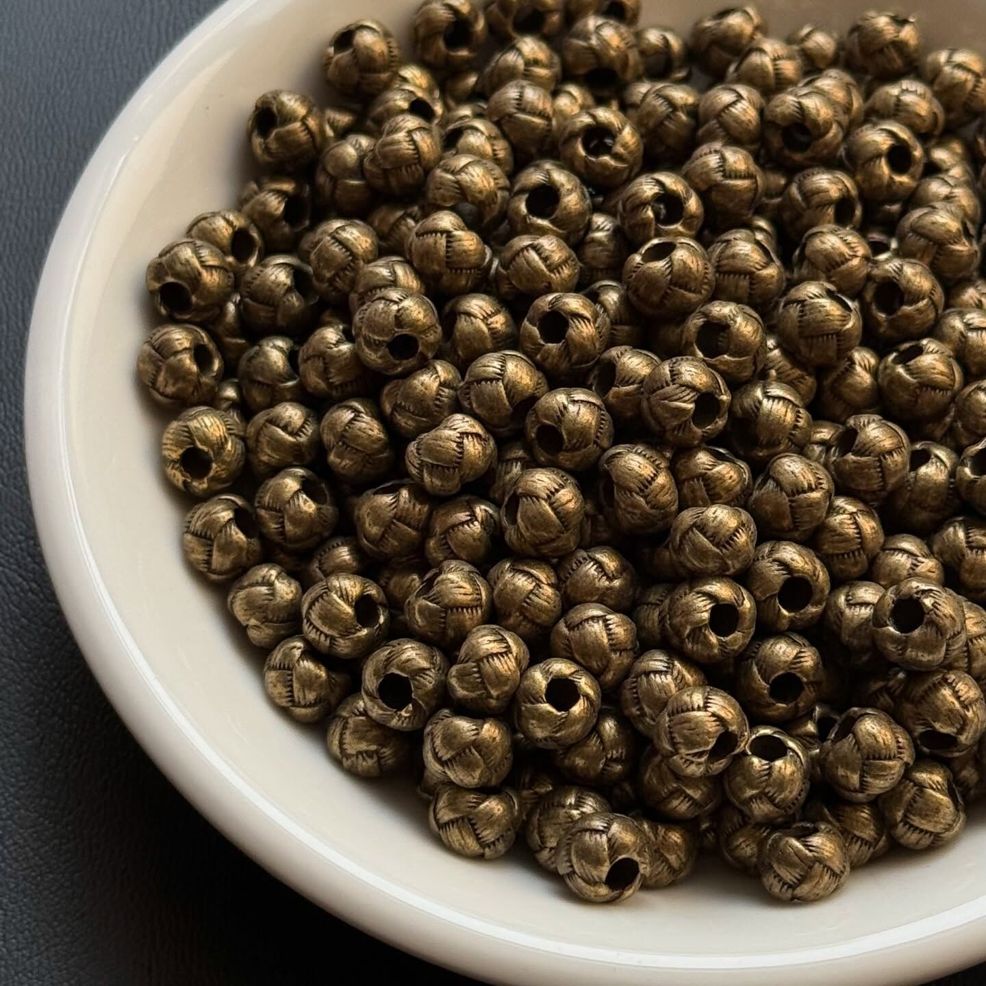 [原石] 金屬隔珠配件 一組 10 顆