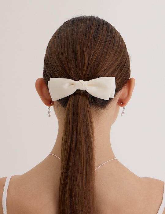 質感緞面蝴蝶結髮夾(奶白)