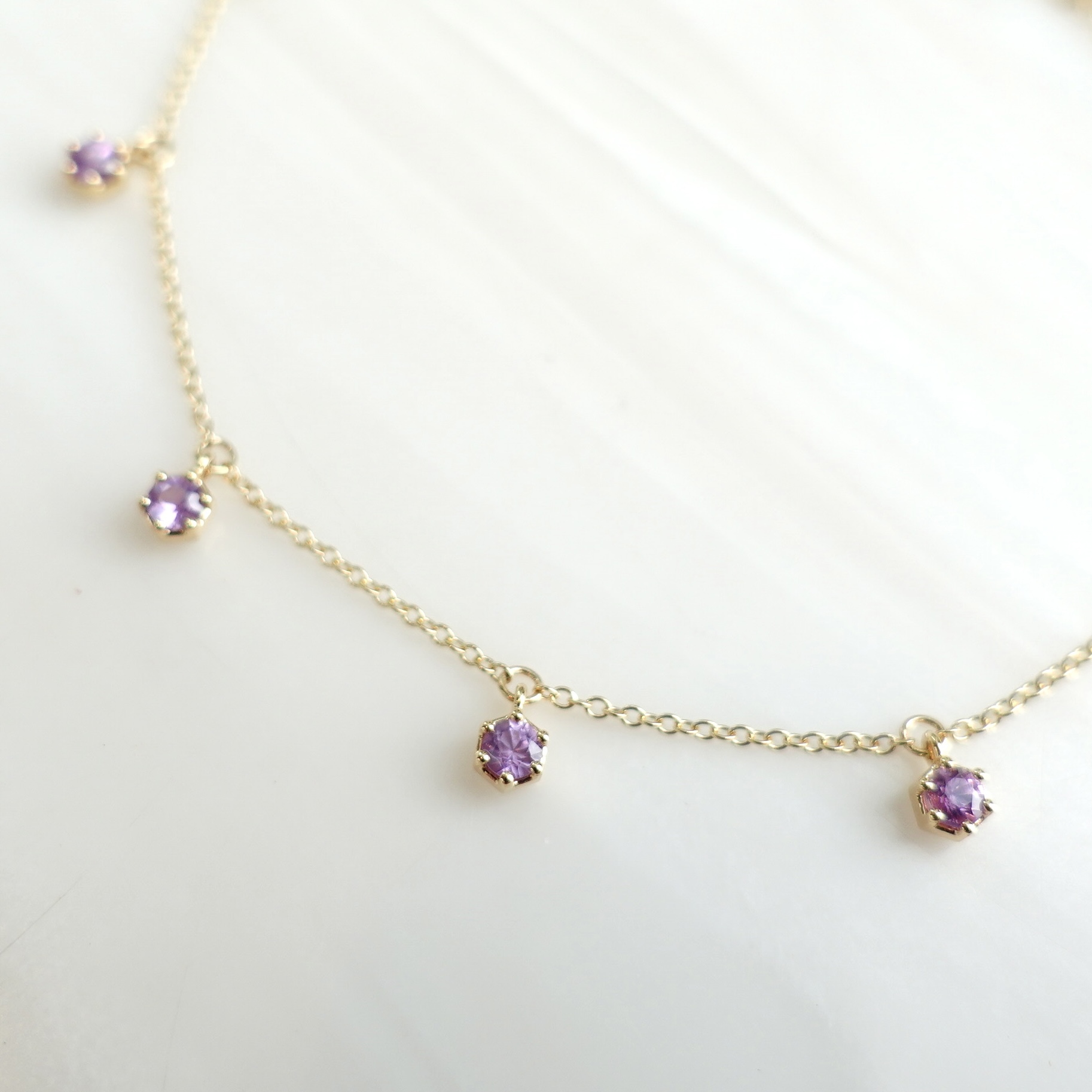 18K金薰衣草紫色藍寶石滿天星手鏈