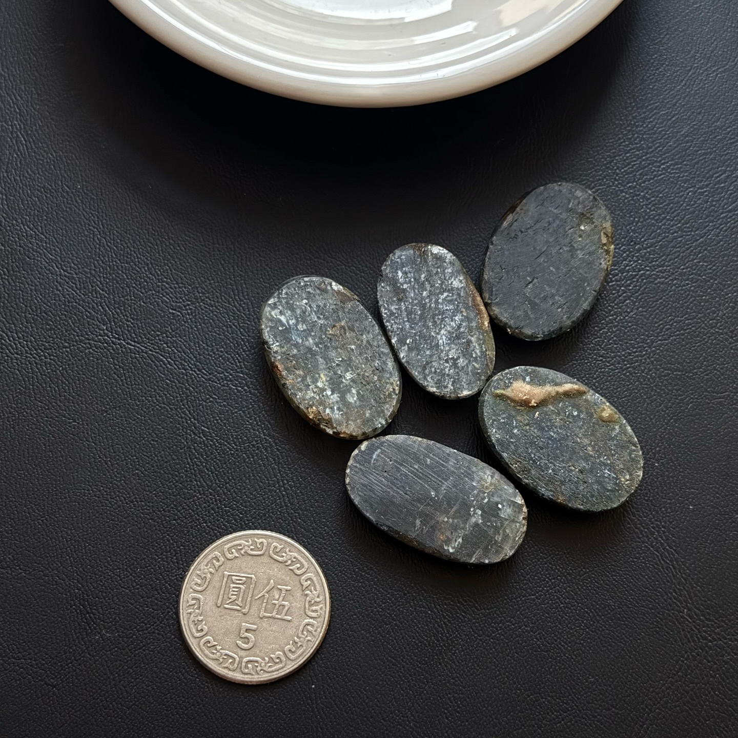 [原石] 綠藍晶石 水晶蛋面