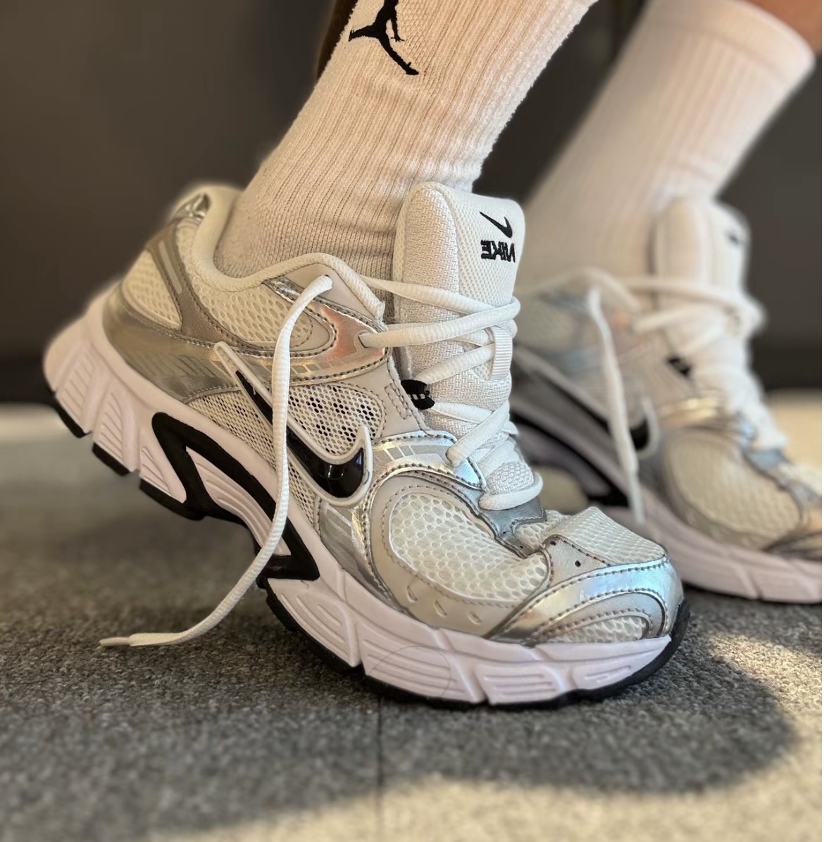 NIKE V5 RNR COLLEGE GREY 白灰銀