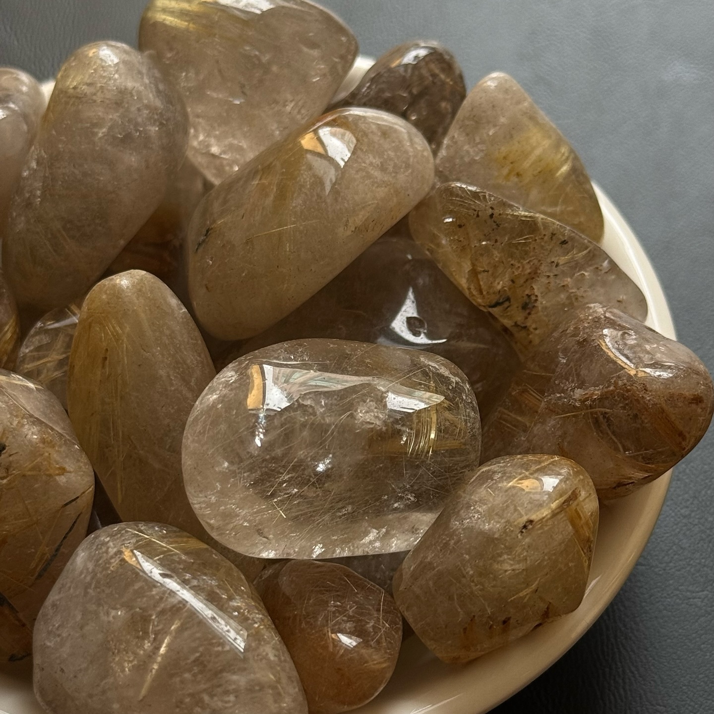 [原石] 鈦髮晶 水晶滾石