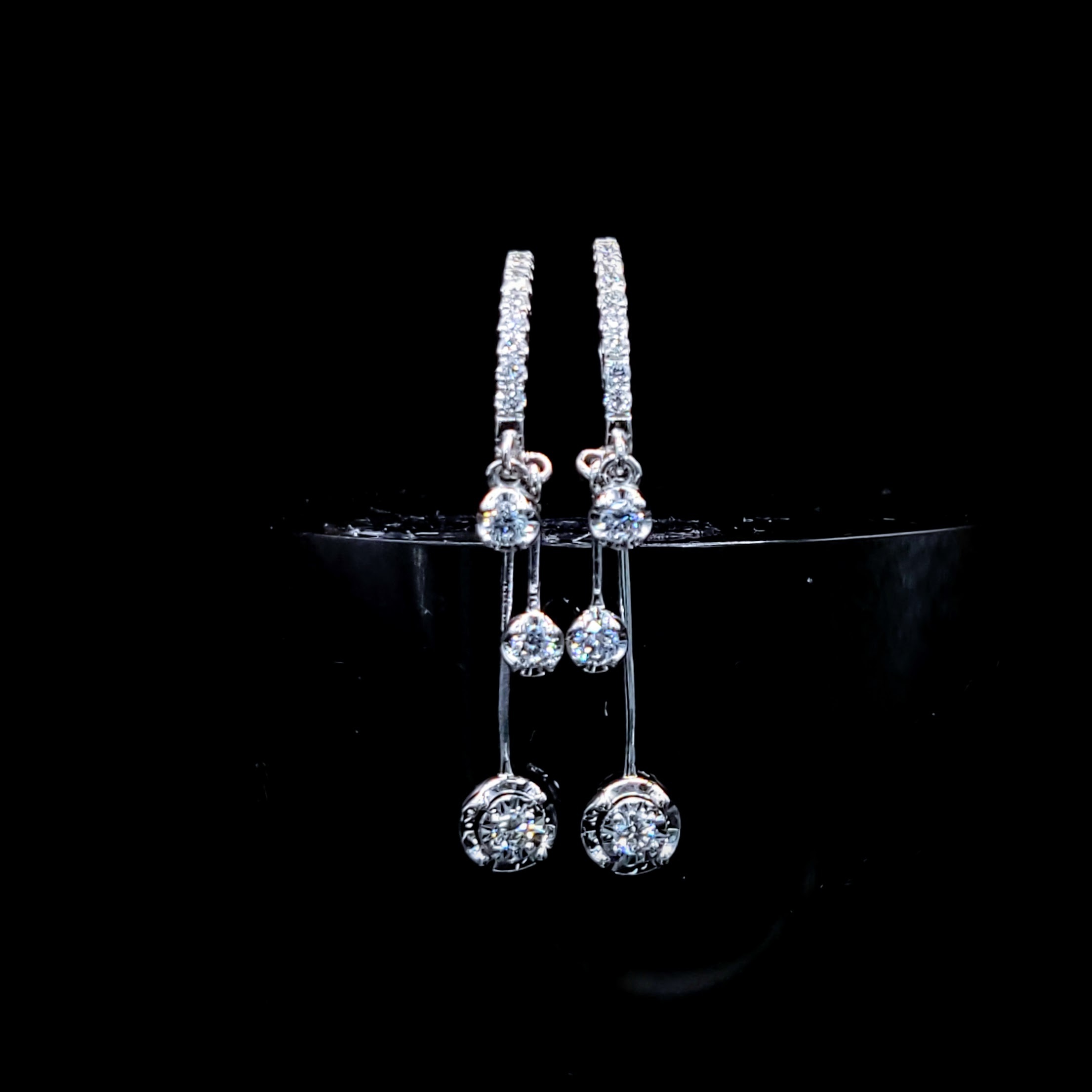 18K White Gold 0.30ct Diamond Earrings