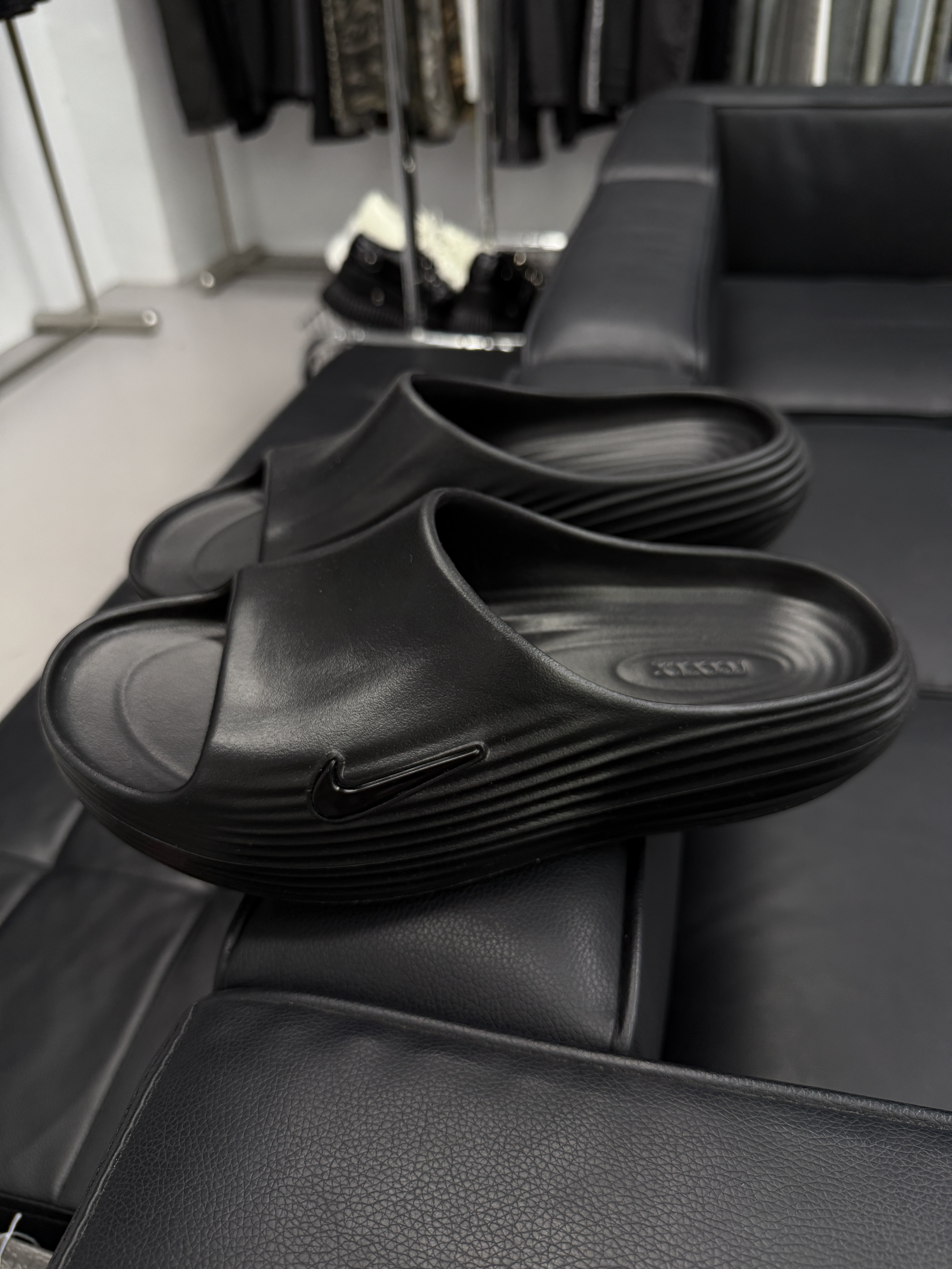 Nike ReactX Rejuven8 Slide 黑武士 橡膠底 防水 拖鞋 男款 HV4479-001