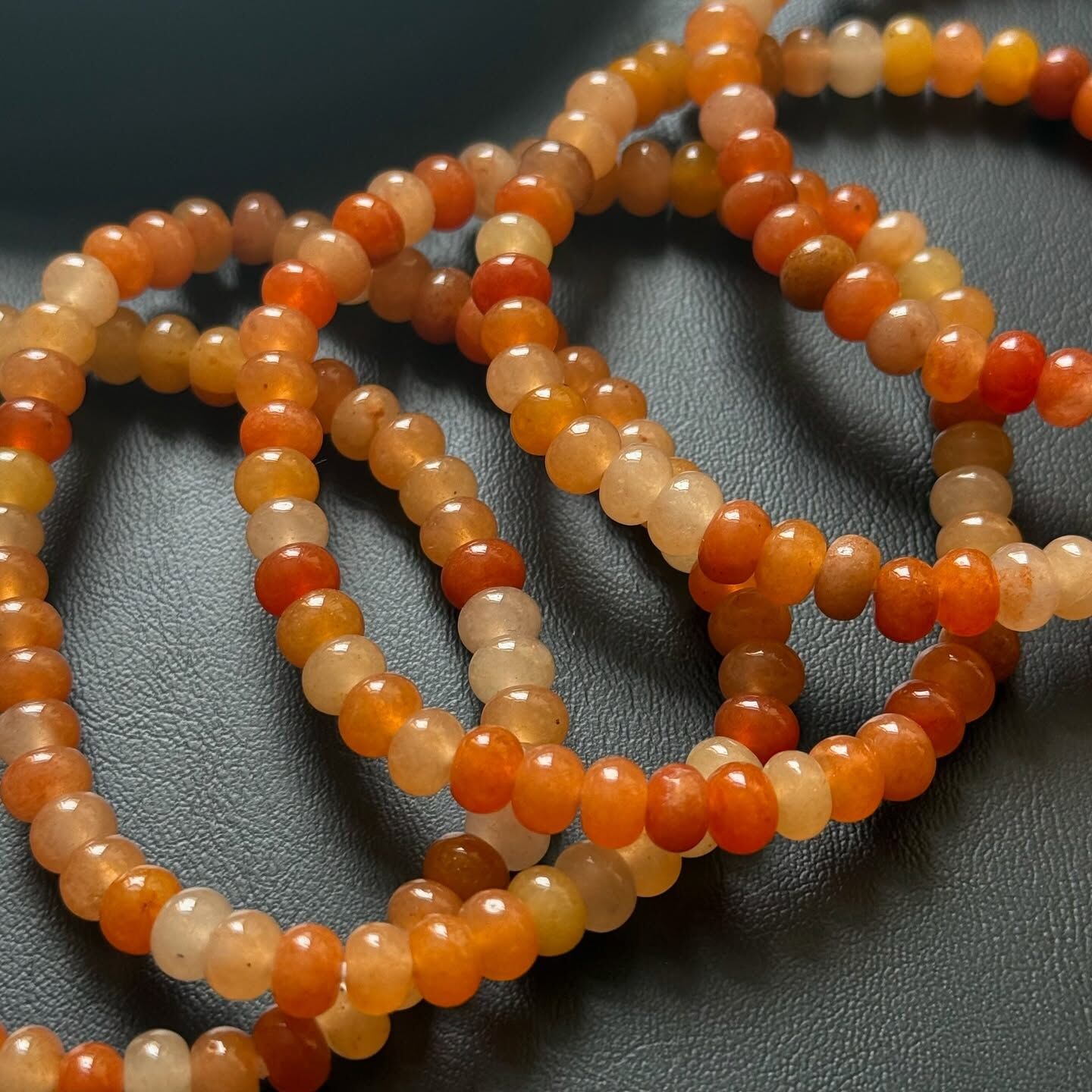 [原石] 橙東陵玉 算盤珠水晶手串