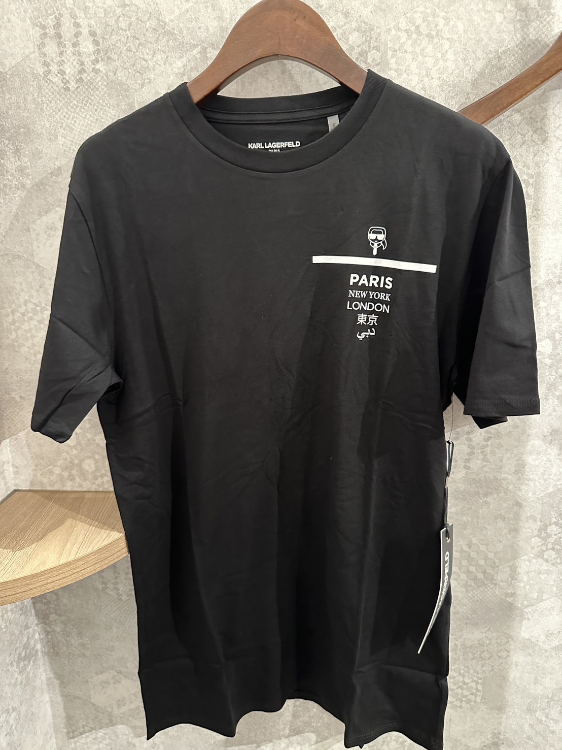 Karl Lagerfeld 卡爾 城市地名 短袖上衣 短T