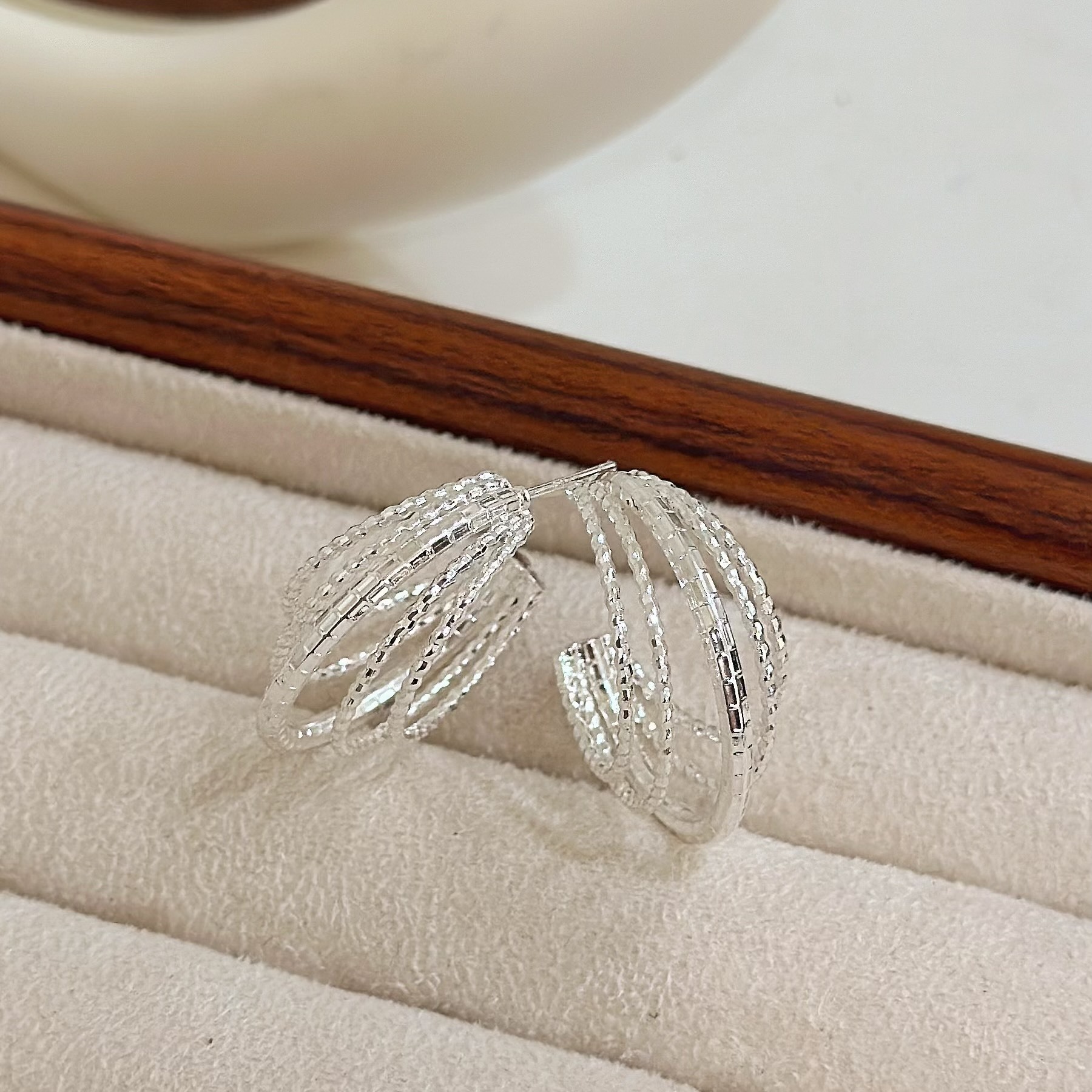 Q138多層次c字圈