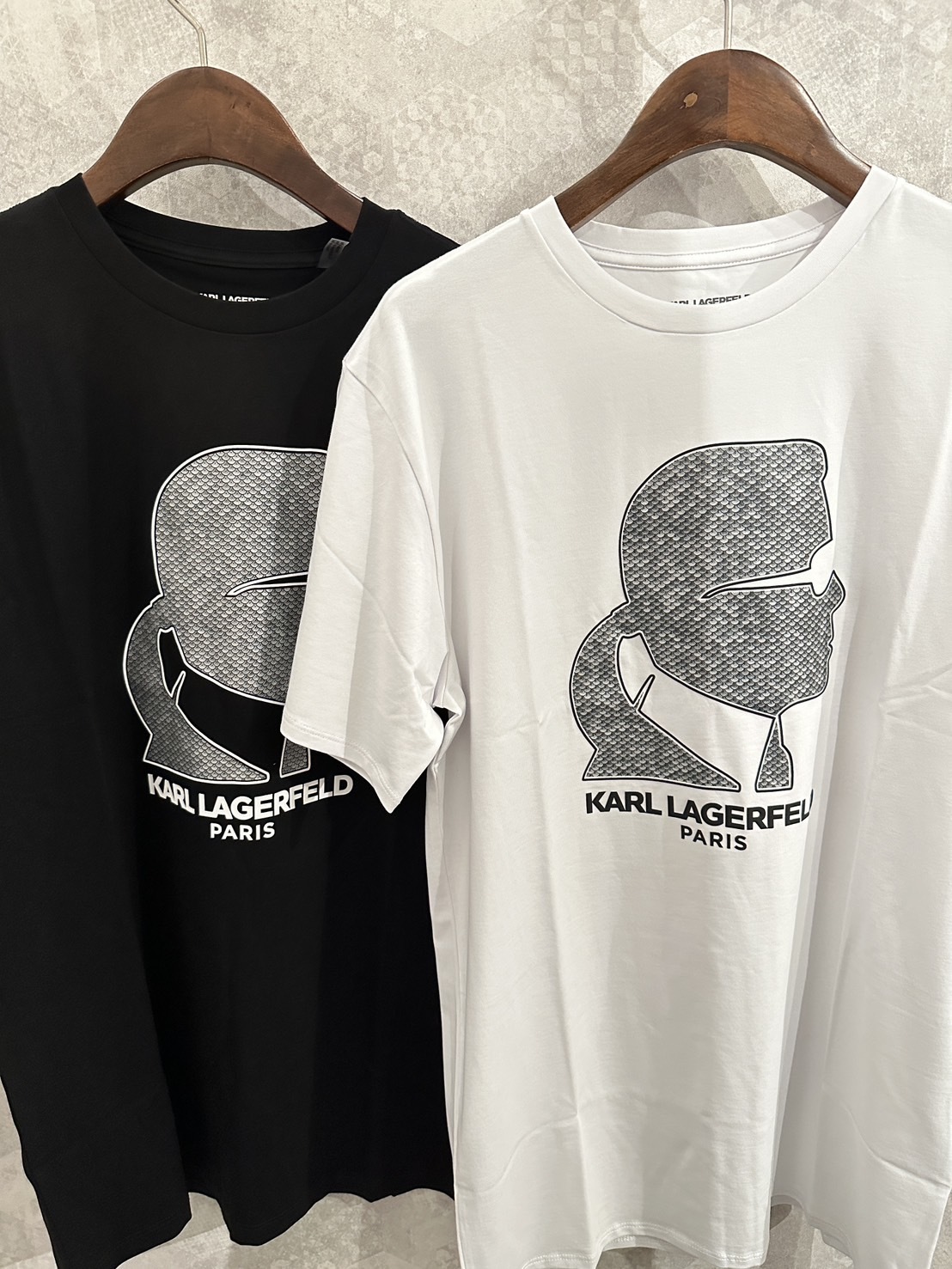 Karl Lagerfeld 鱗片側臉大卡爾 短袖上衣 短T