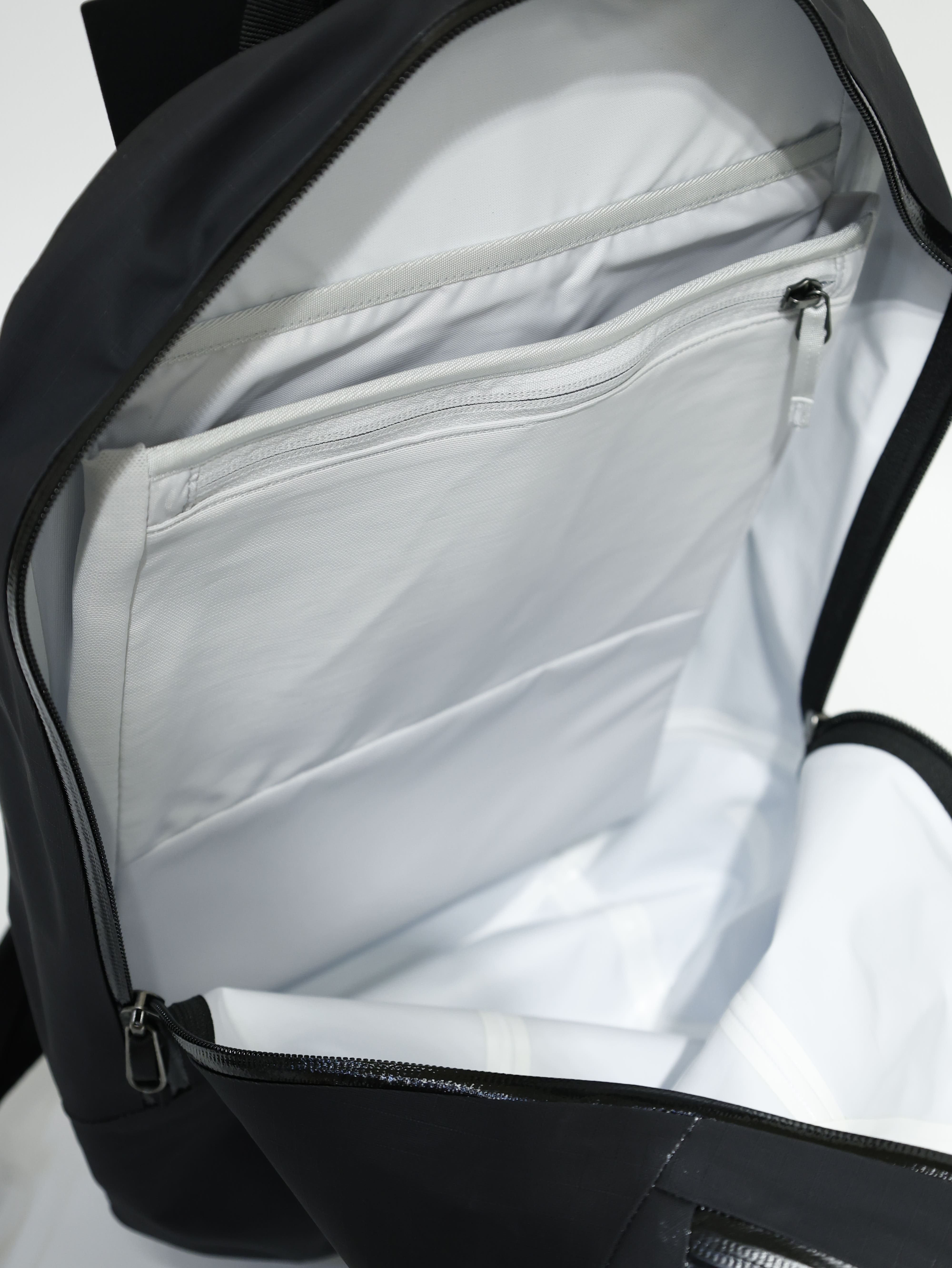 ARCTERYX 始祖鳥 Granville 16L 多功能背包 後背包 X000006402