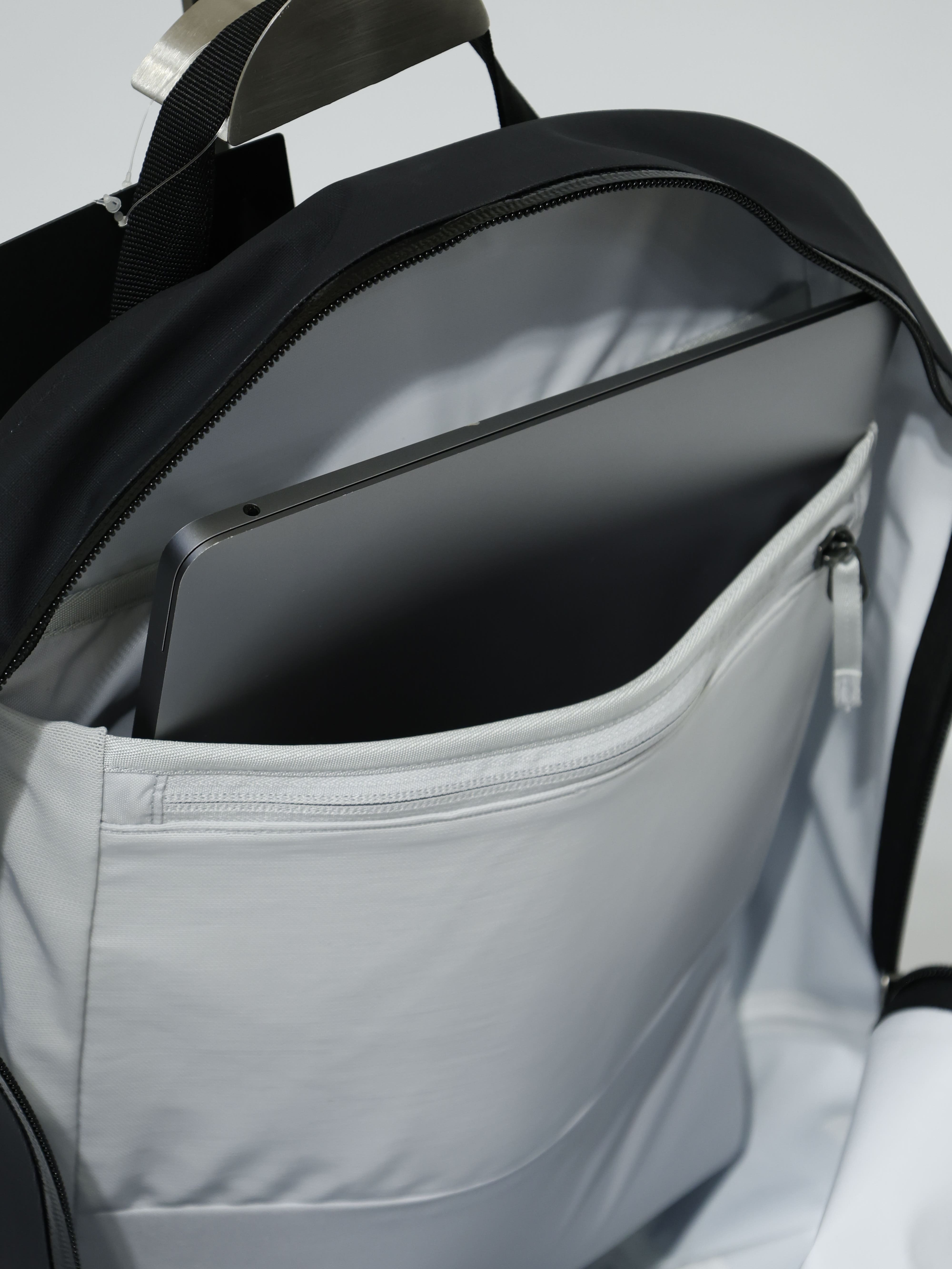 ARCTERYX 始祖鳥 Granville 16L 多功能背包 後背包 X000006402