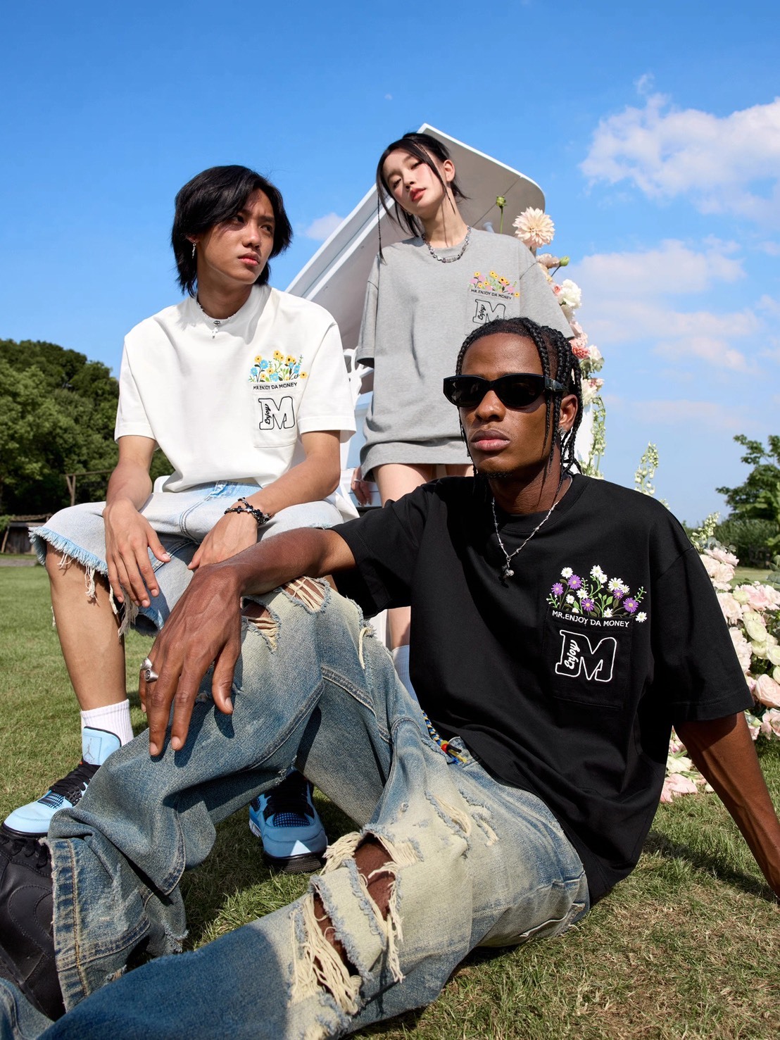 MEDM 口袋花束 刺繡Logo 短袖 T